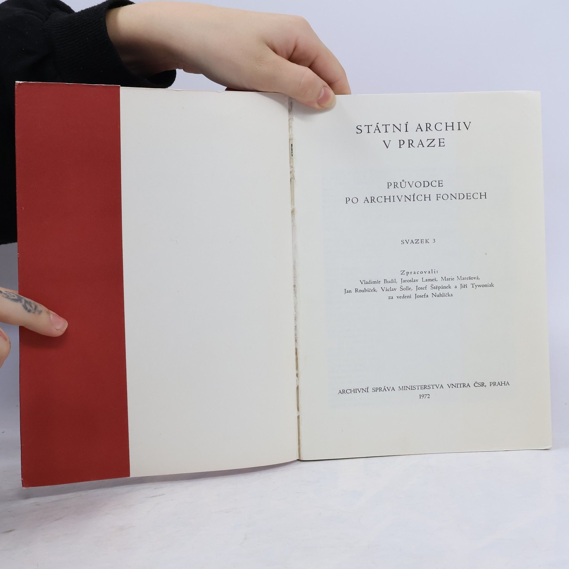 kolektiv Státní archiv v Praze. Průvodce po archivních fondech