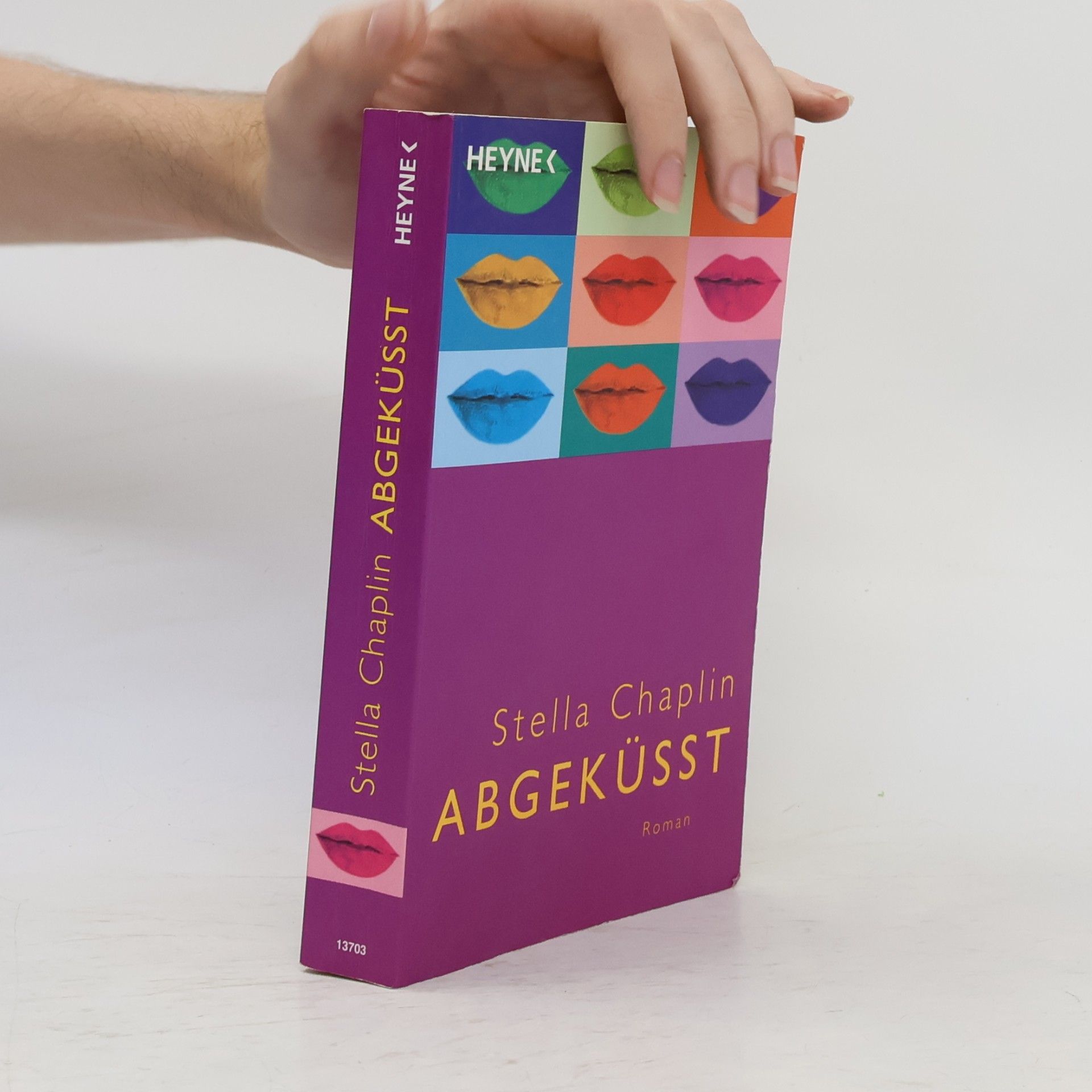 Stella Chaplin Abgeküsst