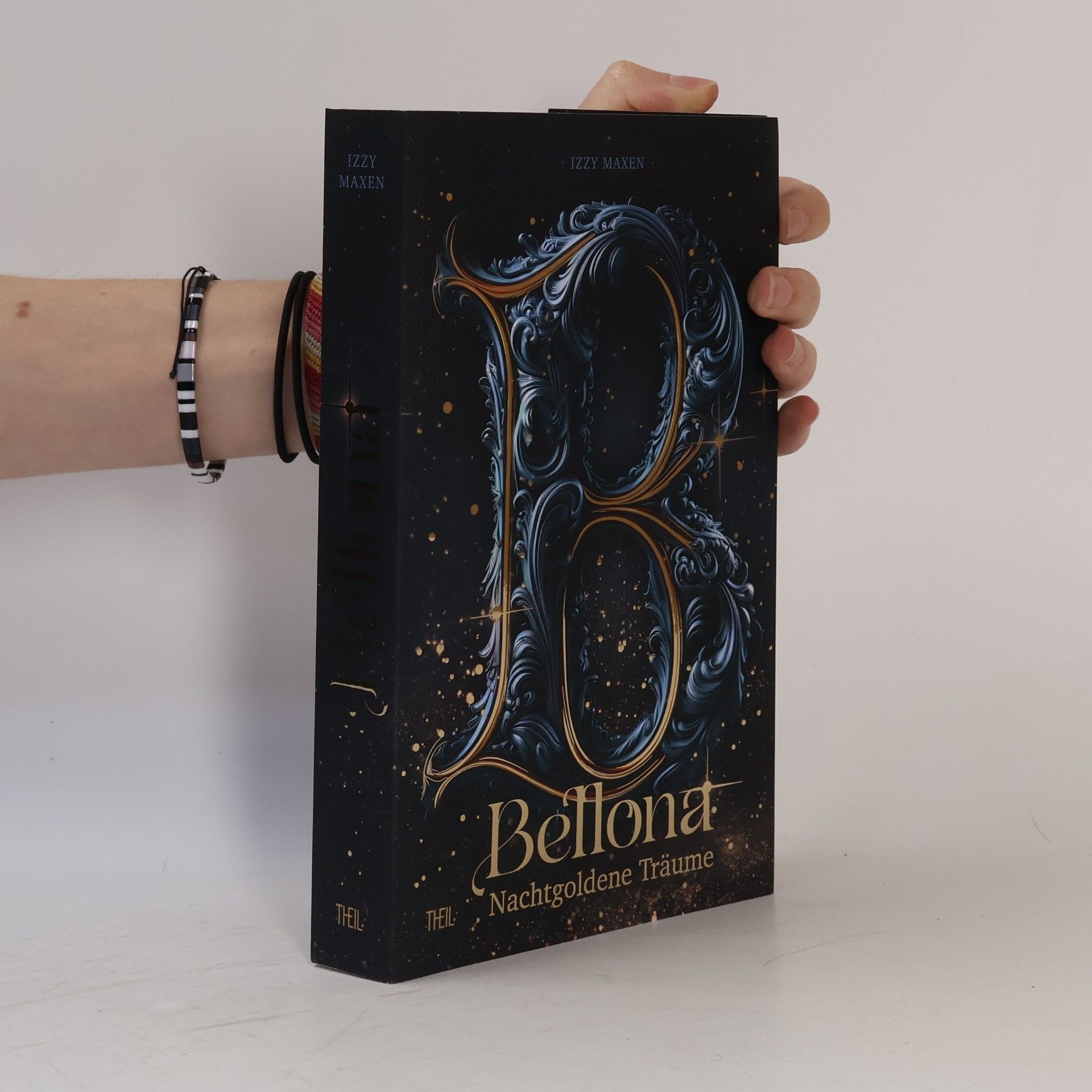 Izzy Maxen Bellona. Nachtgoldene Träume