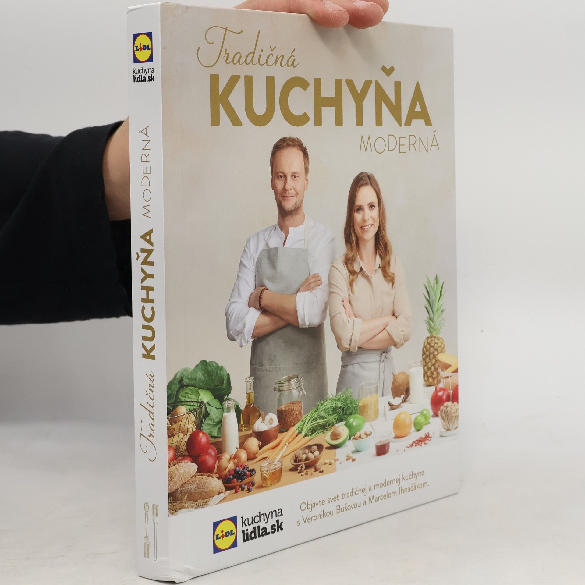 Veronika Bušová Tradičná kuchyňa moderná