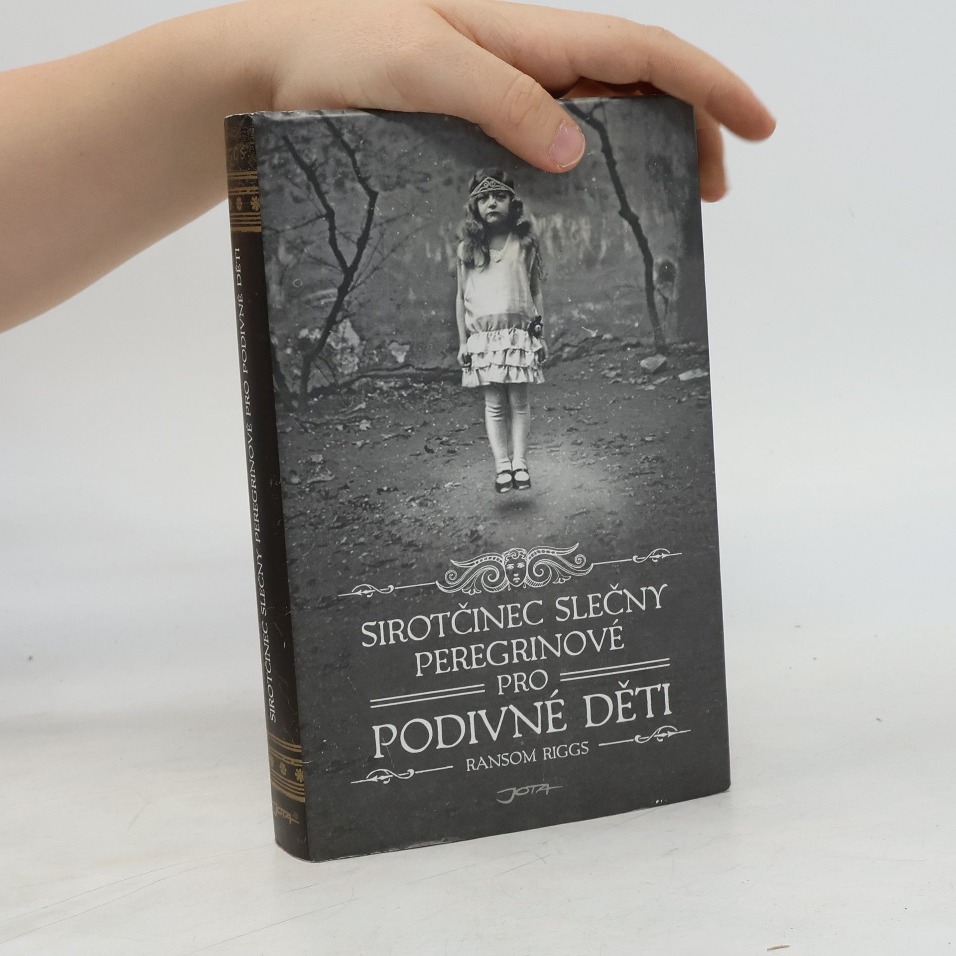Ransom Riggs Sirotčinec slečny Peregrinové pro podivné děti