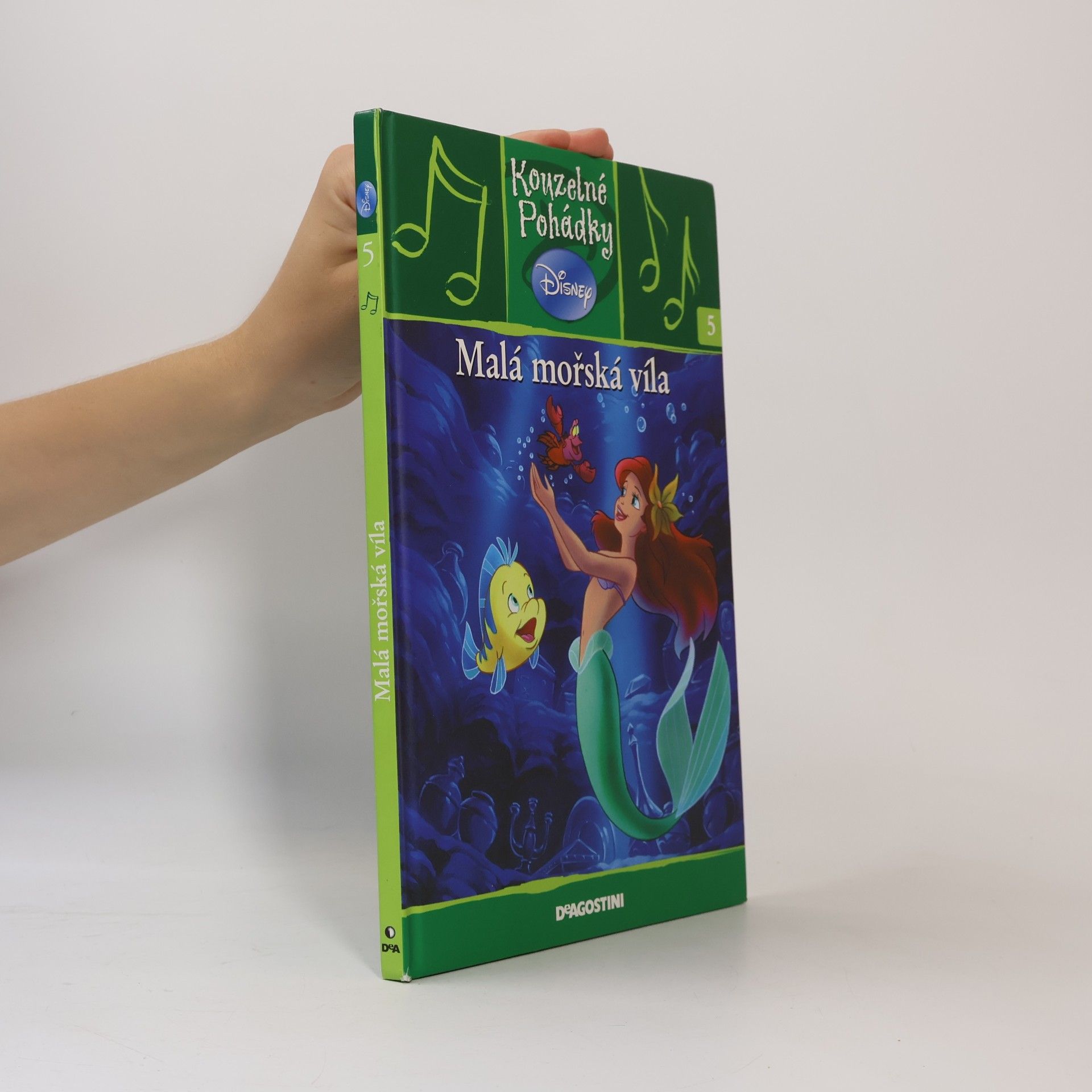 Kolektiv autorů Kouzelné pohádky. Malá mořská víla