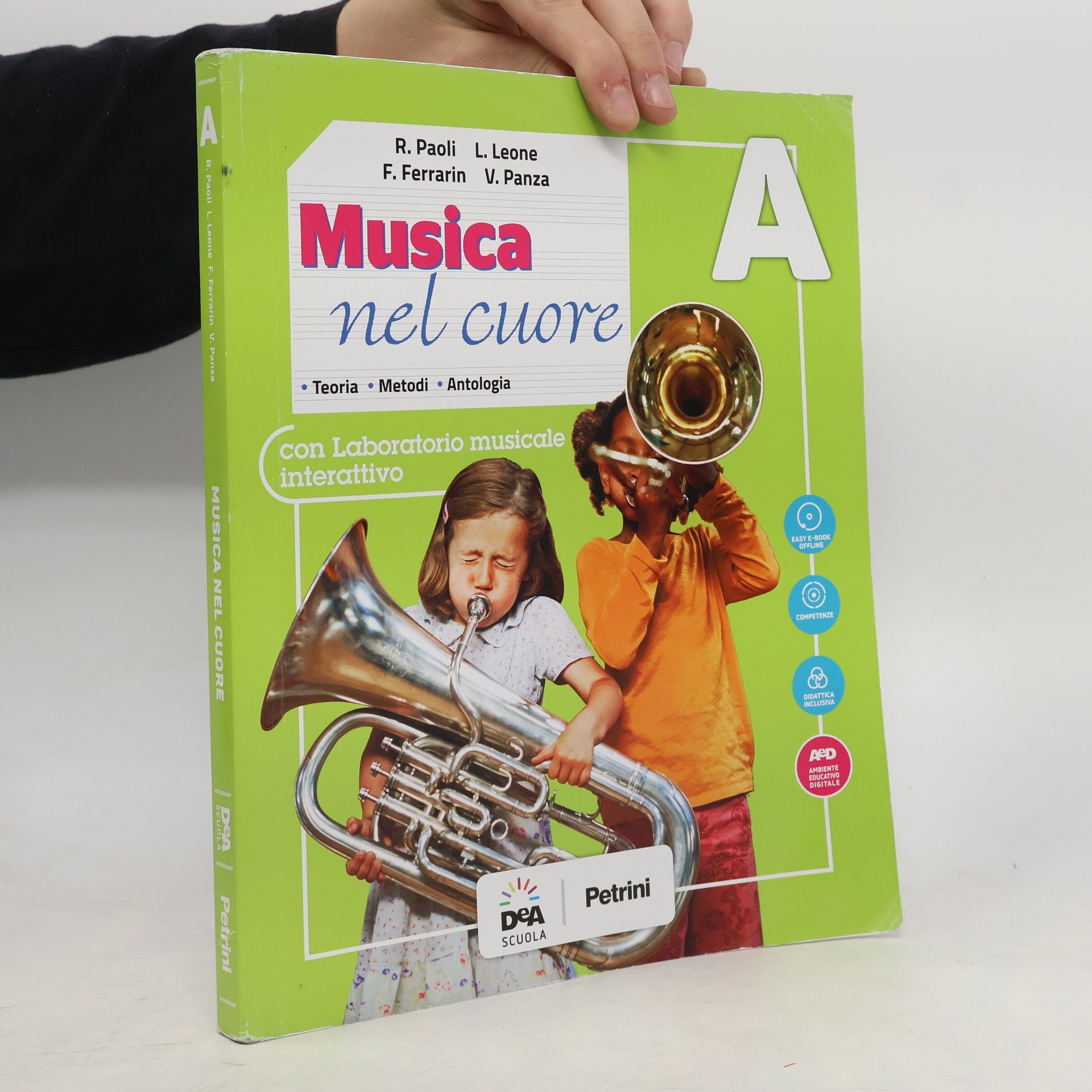 L. Leone Musica nel cuore