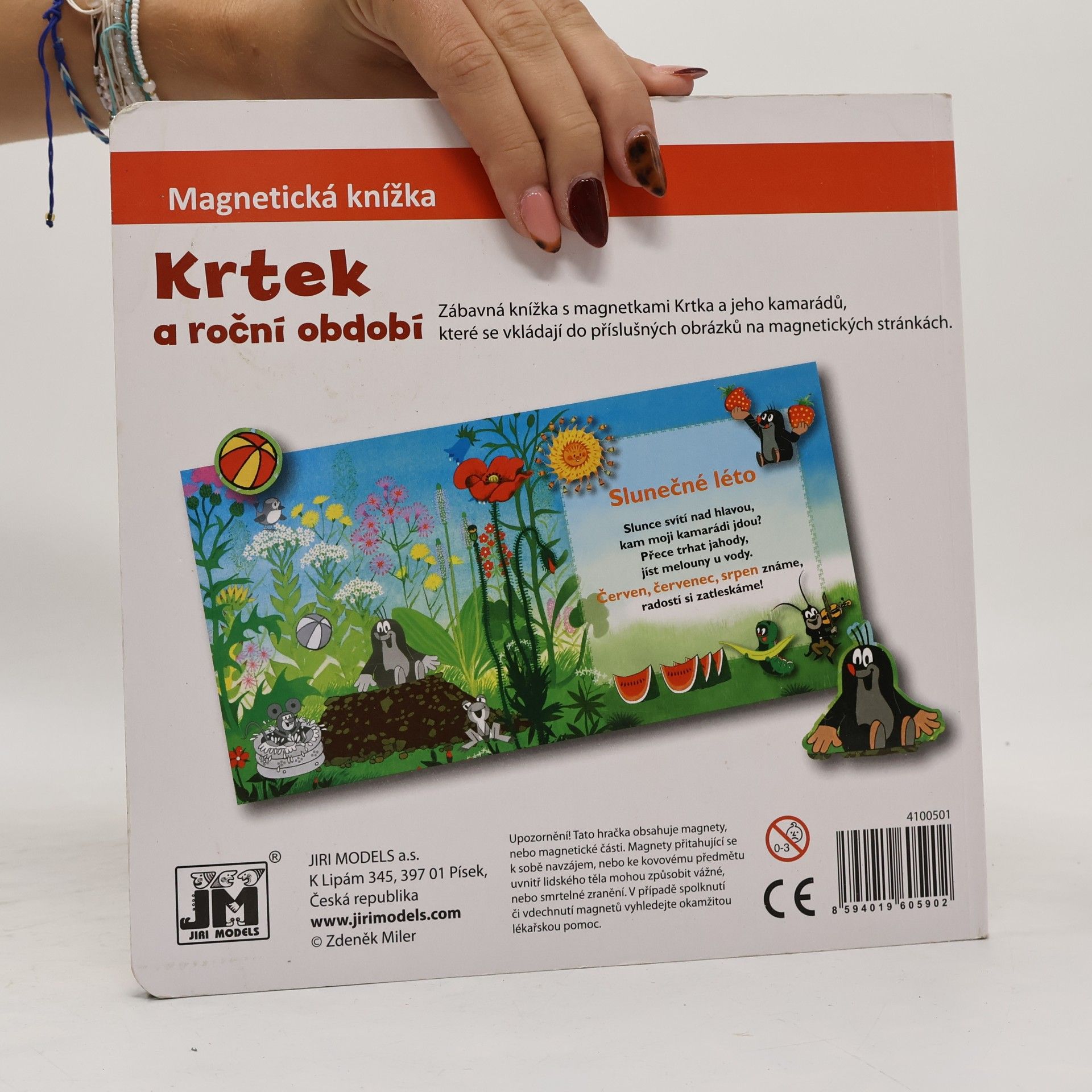 Zdeněk Miler Krtek a roční období. Magnetická knížka