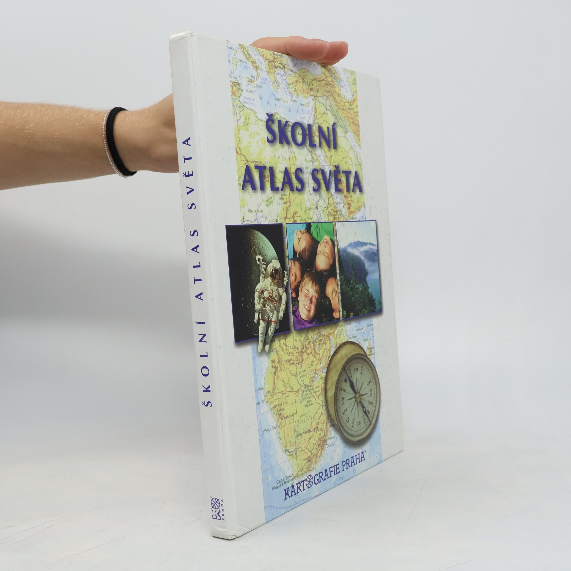 Věra Dobrovolná Školní atlas světa