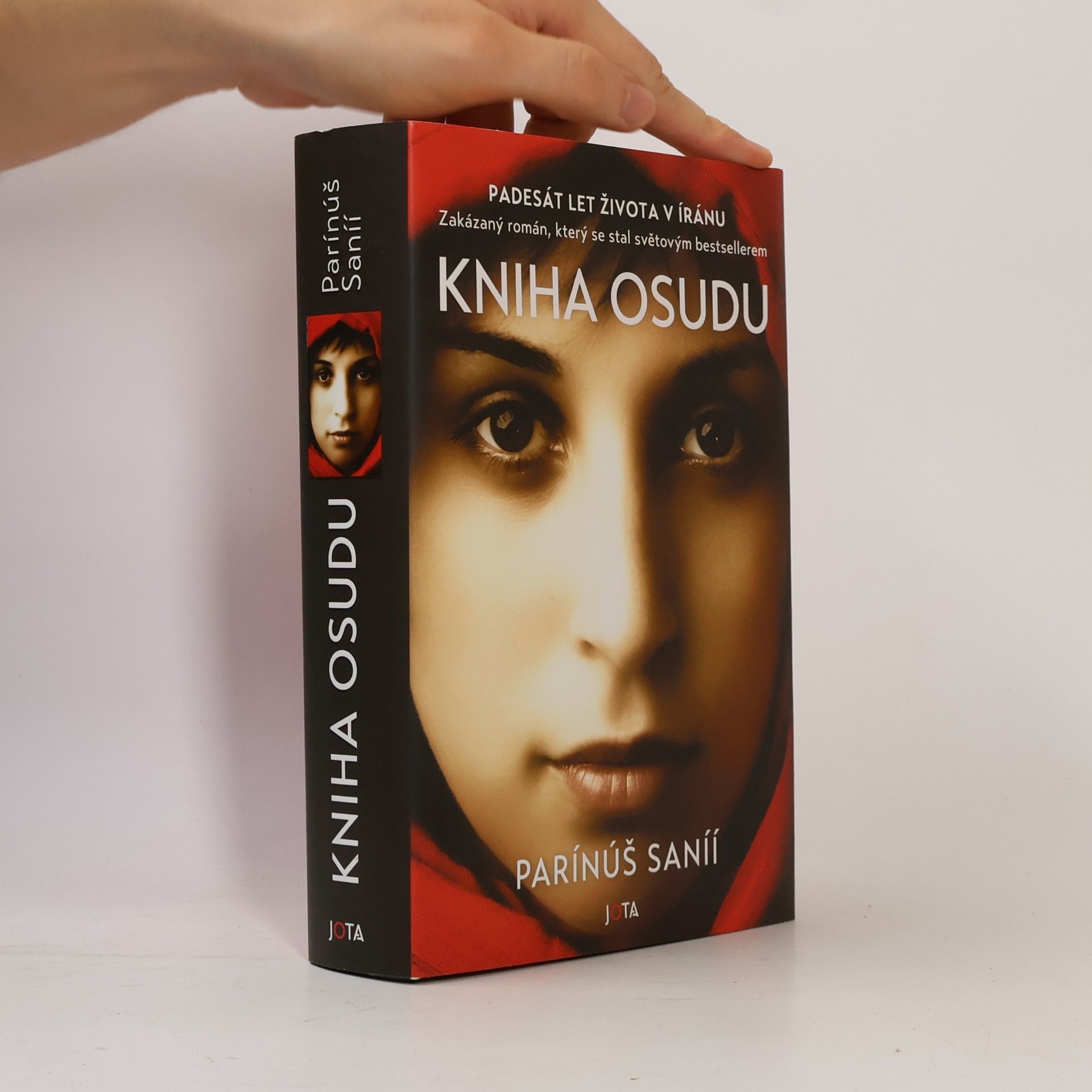 Parinoush Saniee Kniha osudu
