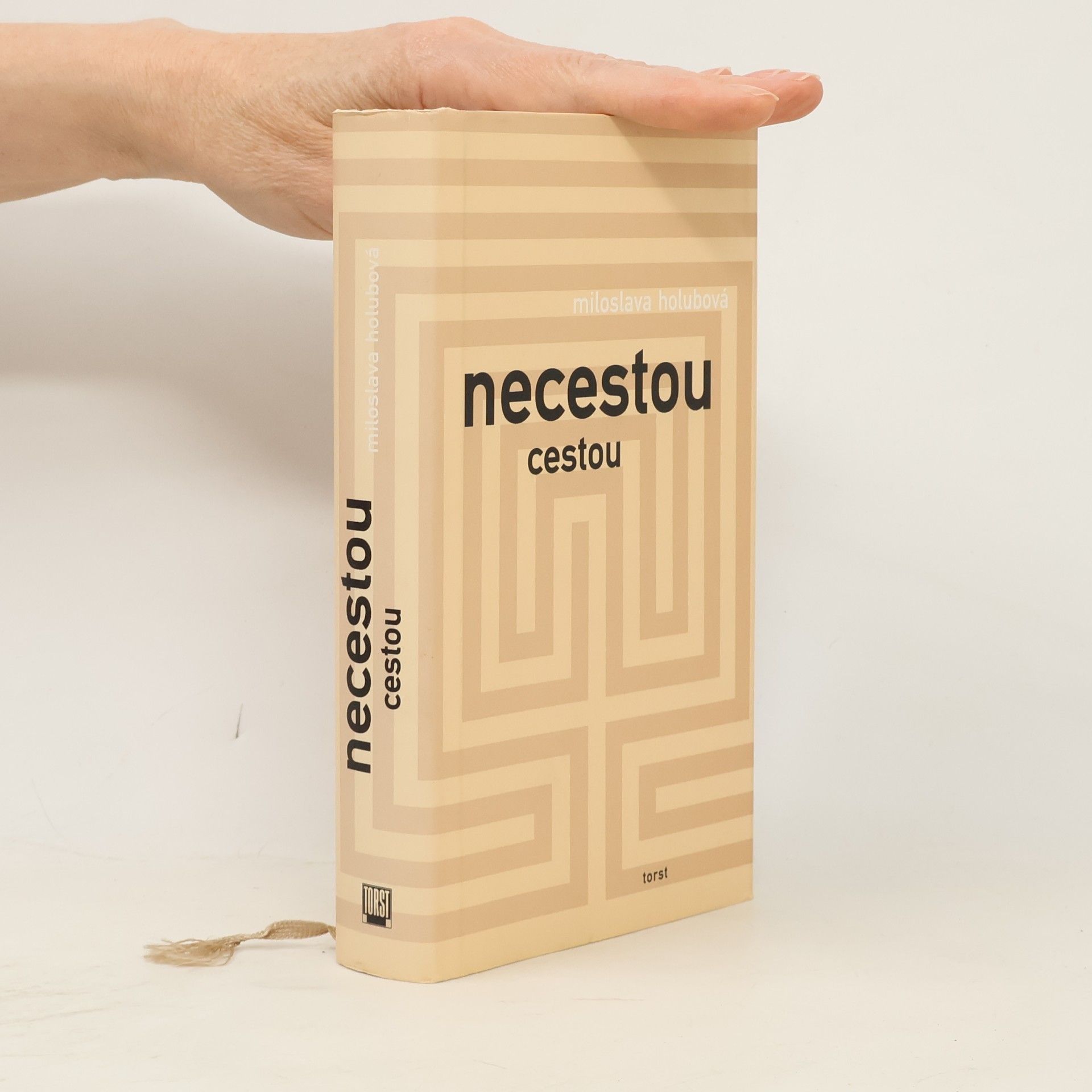 Necestou cestou