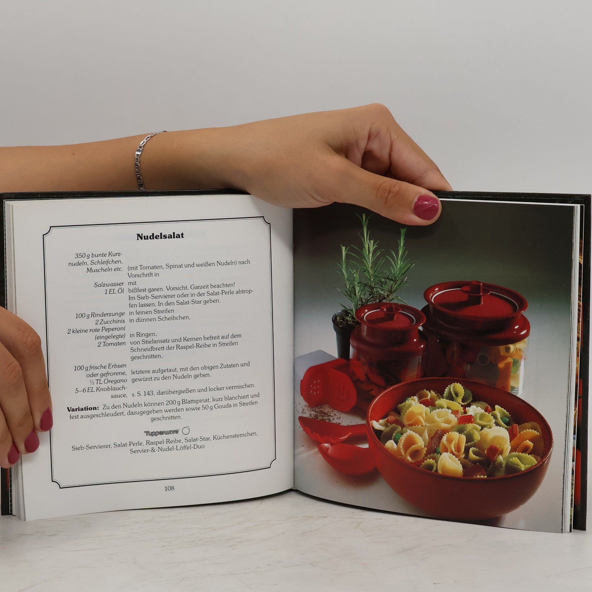 Various authors Feines Tupperware-Salat-Buffet