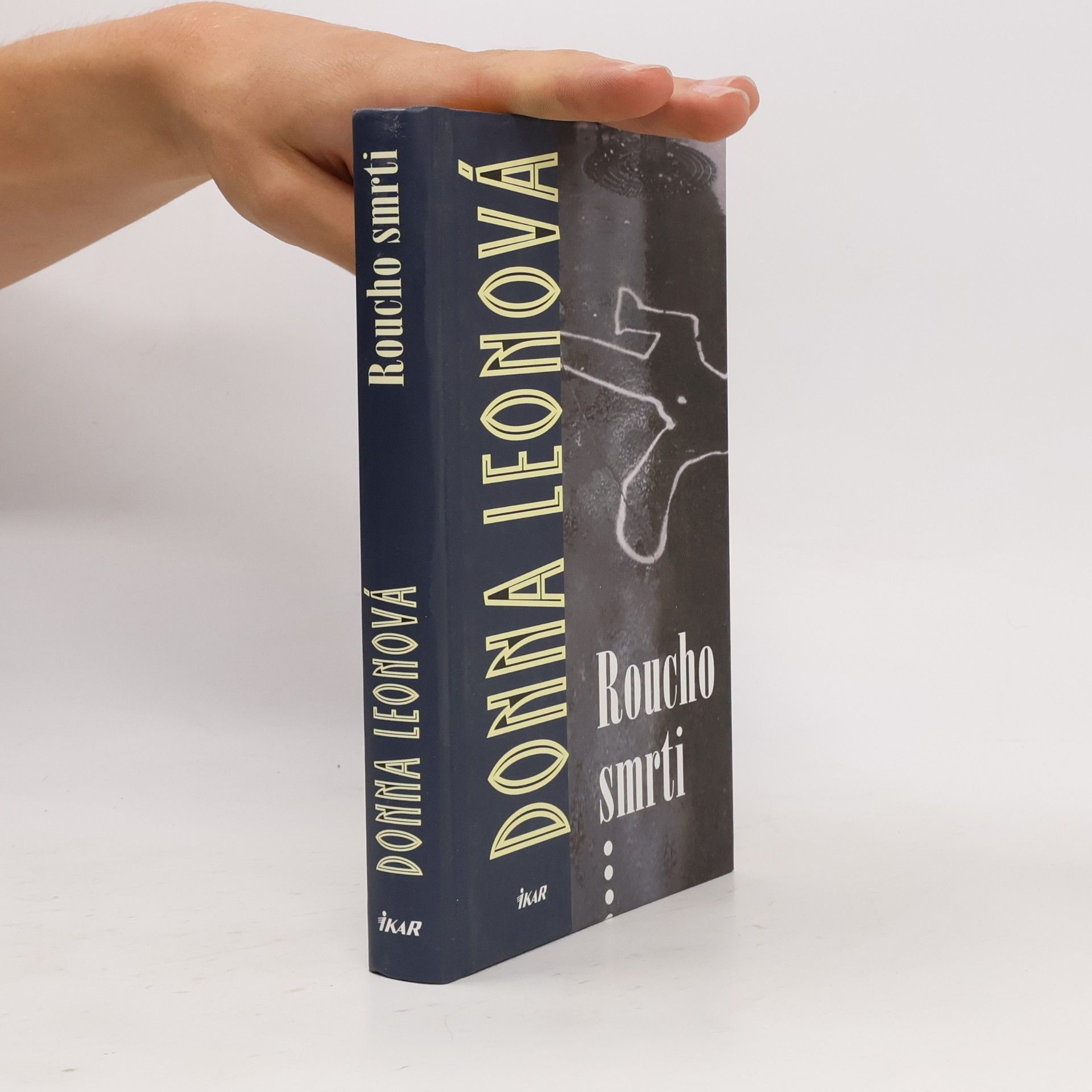 Donna Leon Roucho smrti