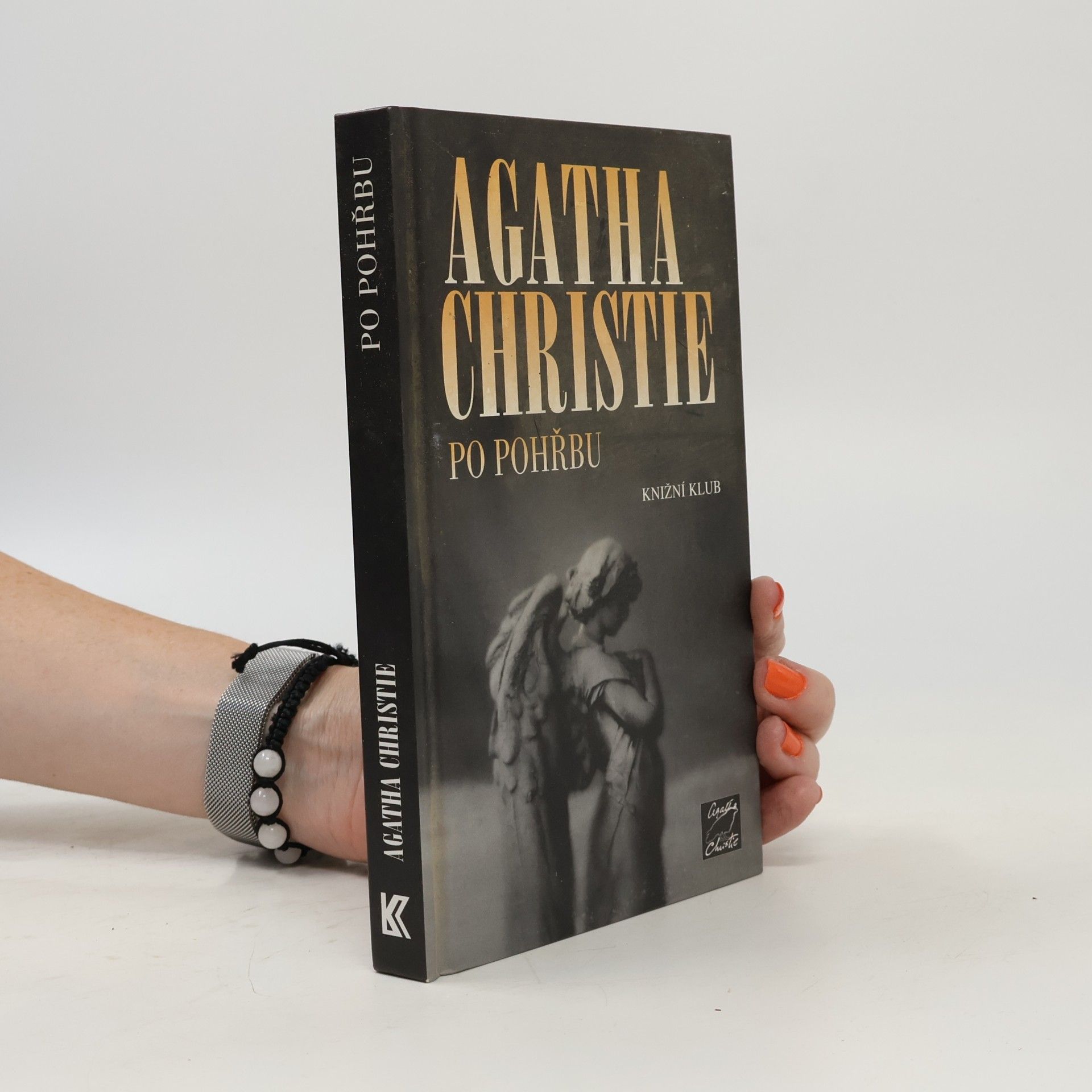 Agatha Christie Po pohřbu