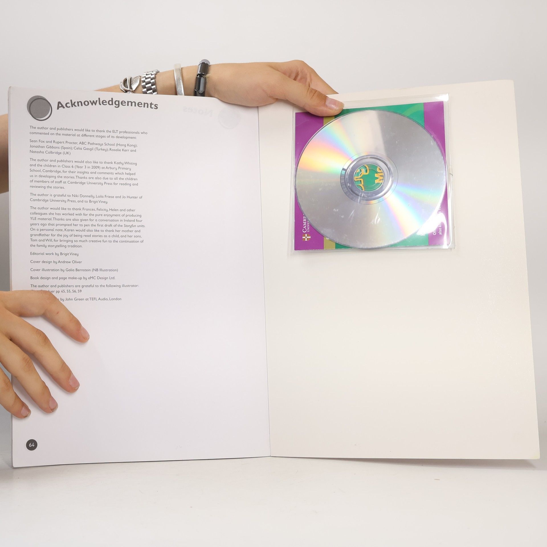 Karen Saxby Cambridge Storyfun for Movers Teacher's Book with Audio CDs