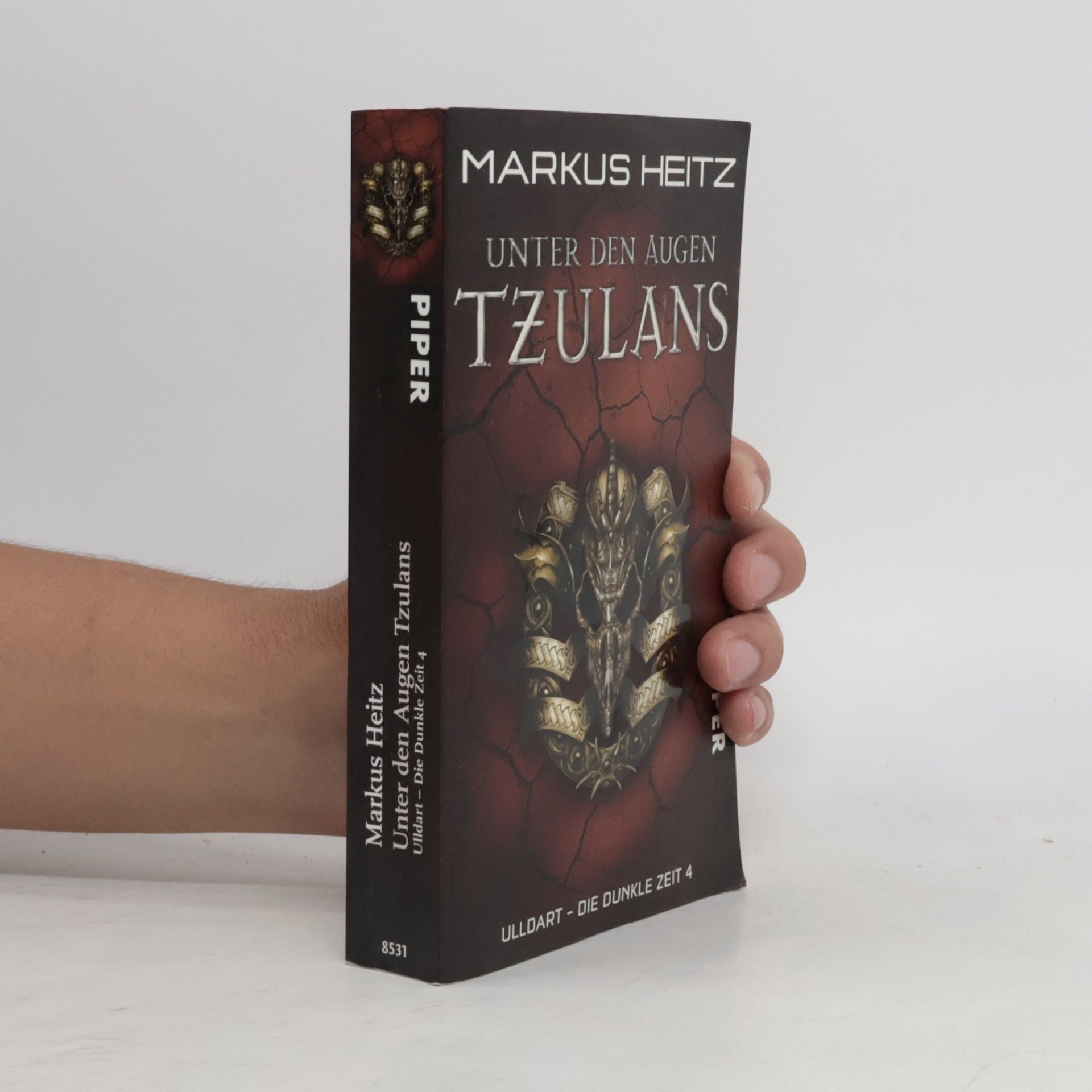 Markus Heitz Unter den Augen Tzulans. Ulldart - die dunkle Zeit 4