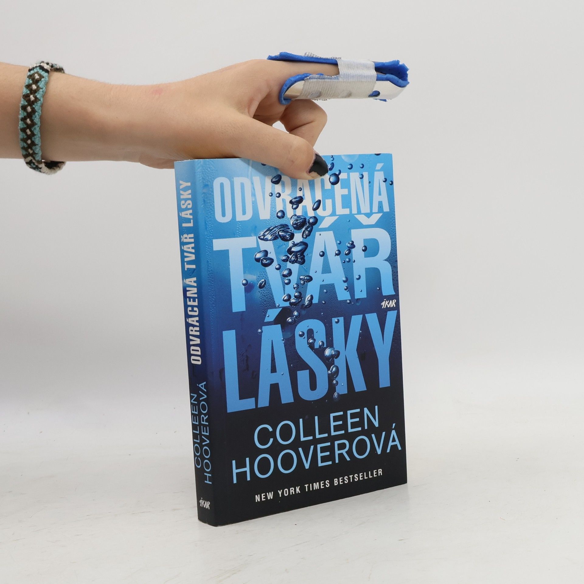 Colleen Hoover Odvrácená tvář lásky