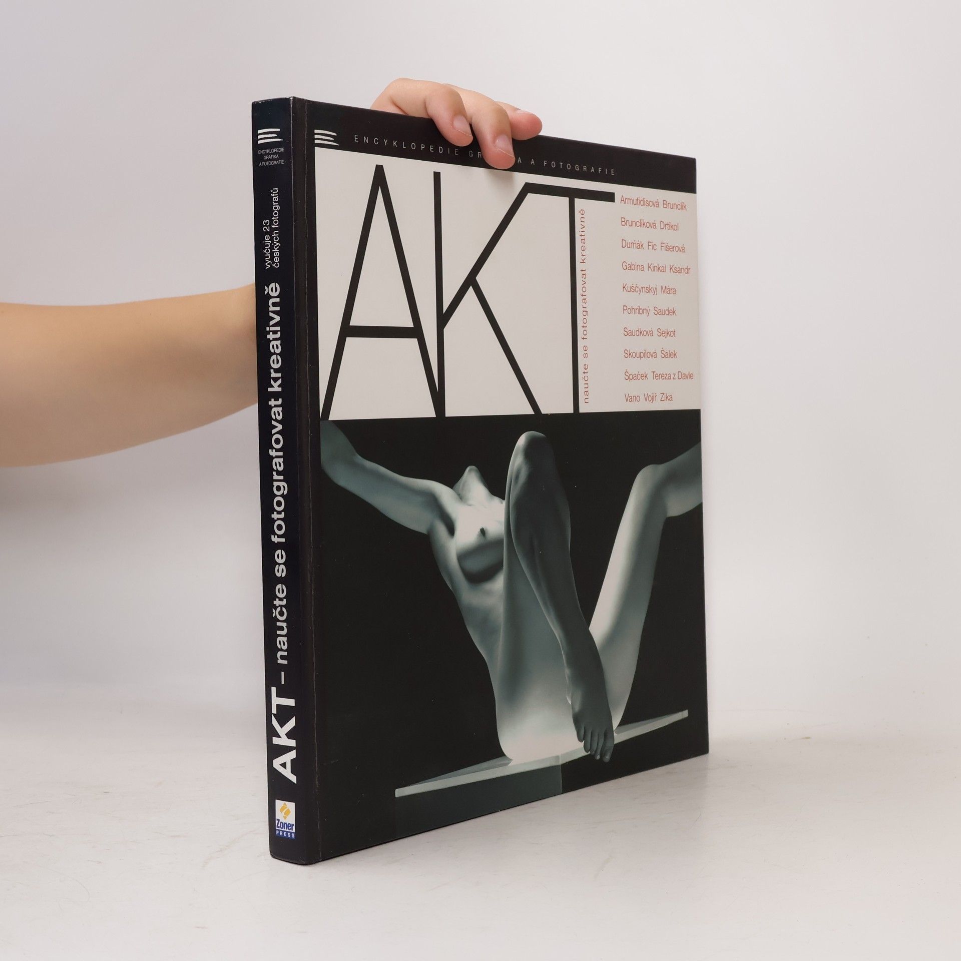 Akt: Naučte se fotografovat kreativně