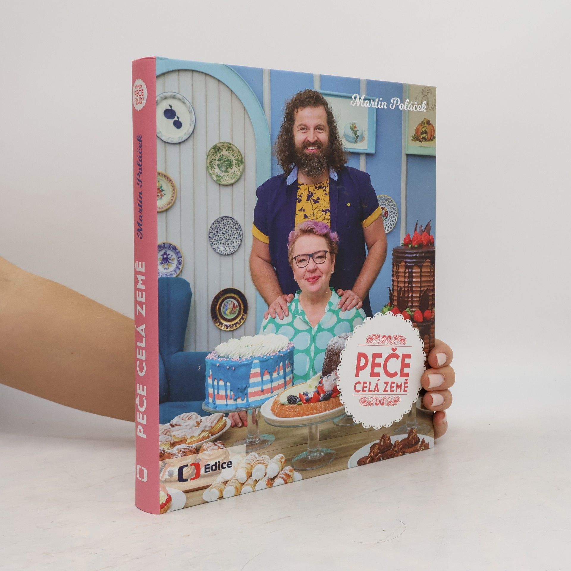 Martin Poláček Peče celá země