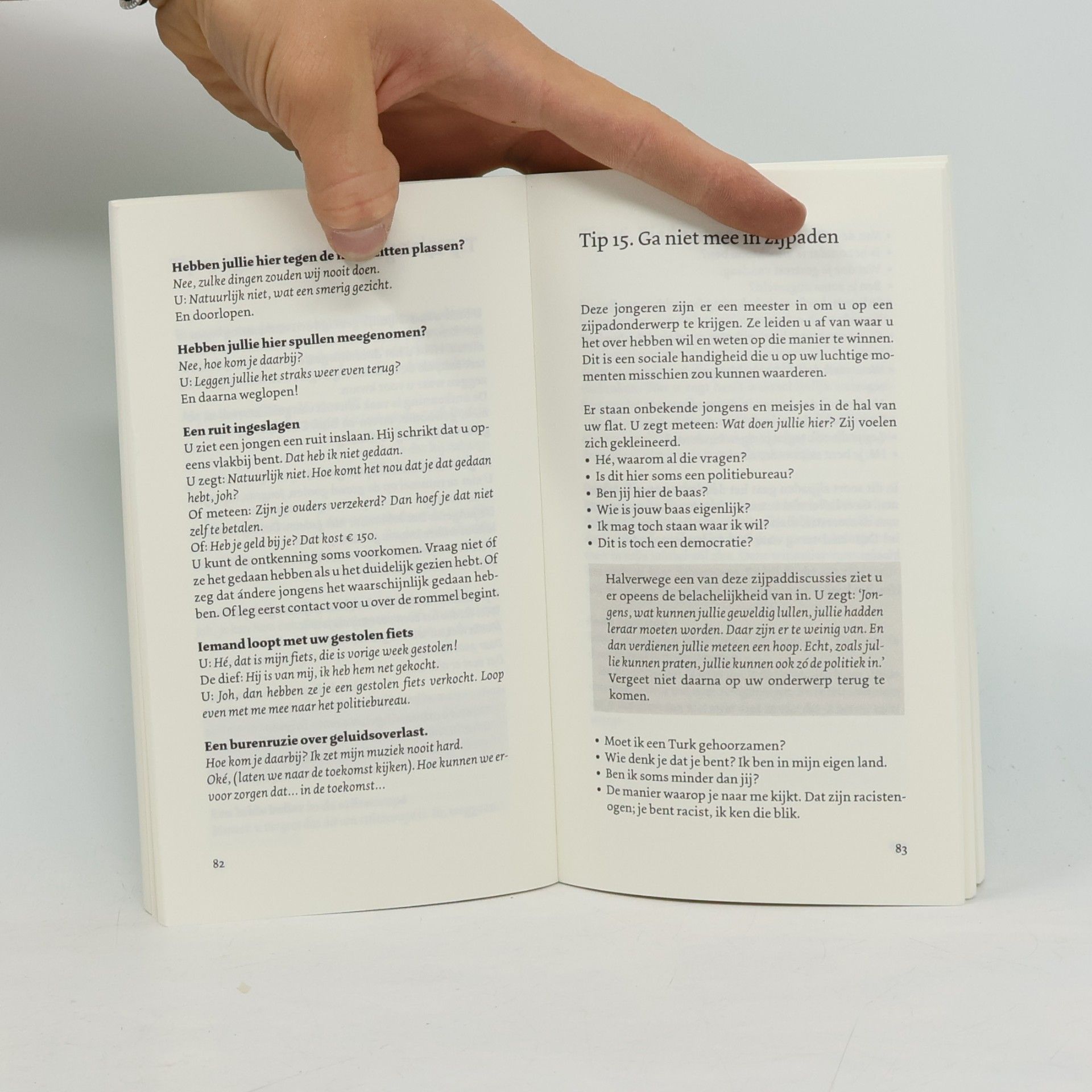 Hans Kaldenbach Hangjongeren - 99 tips voor buurtbewoners en voorbijgangers