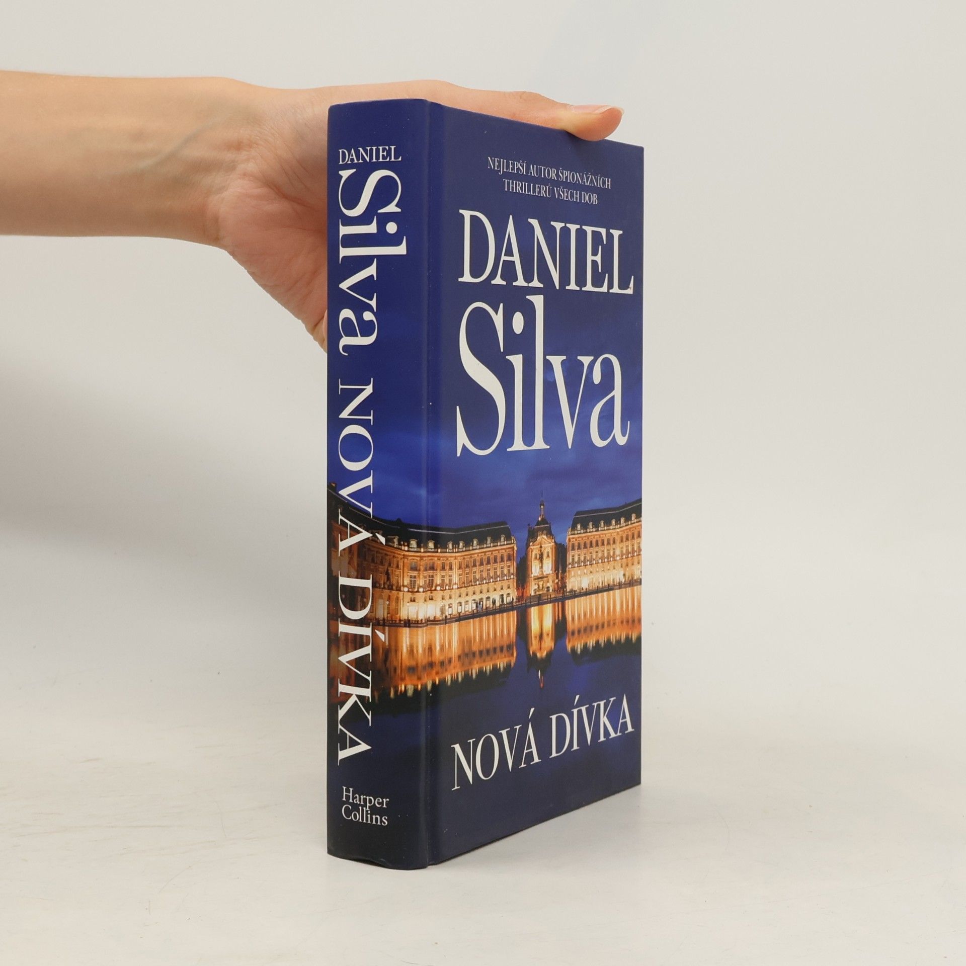 Daniel Silva Nová dívka