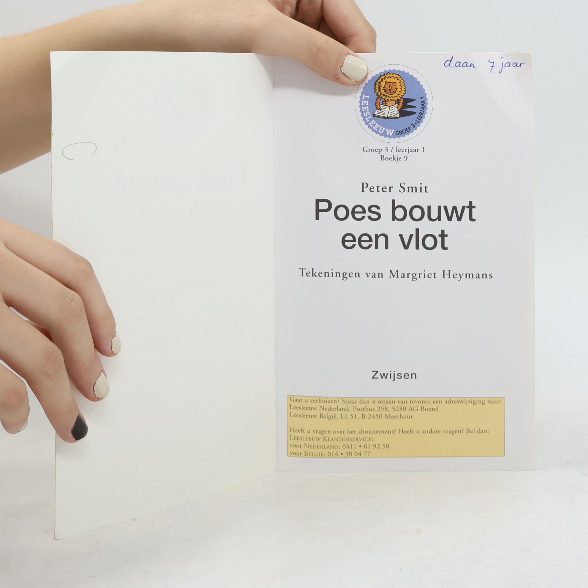 Margriet Heymans Poes bouwt een vlot