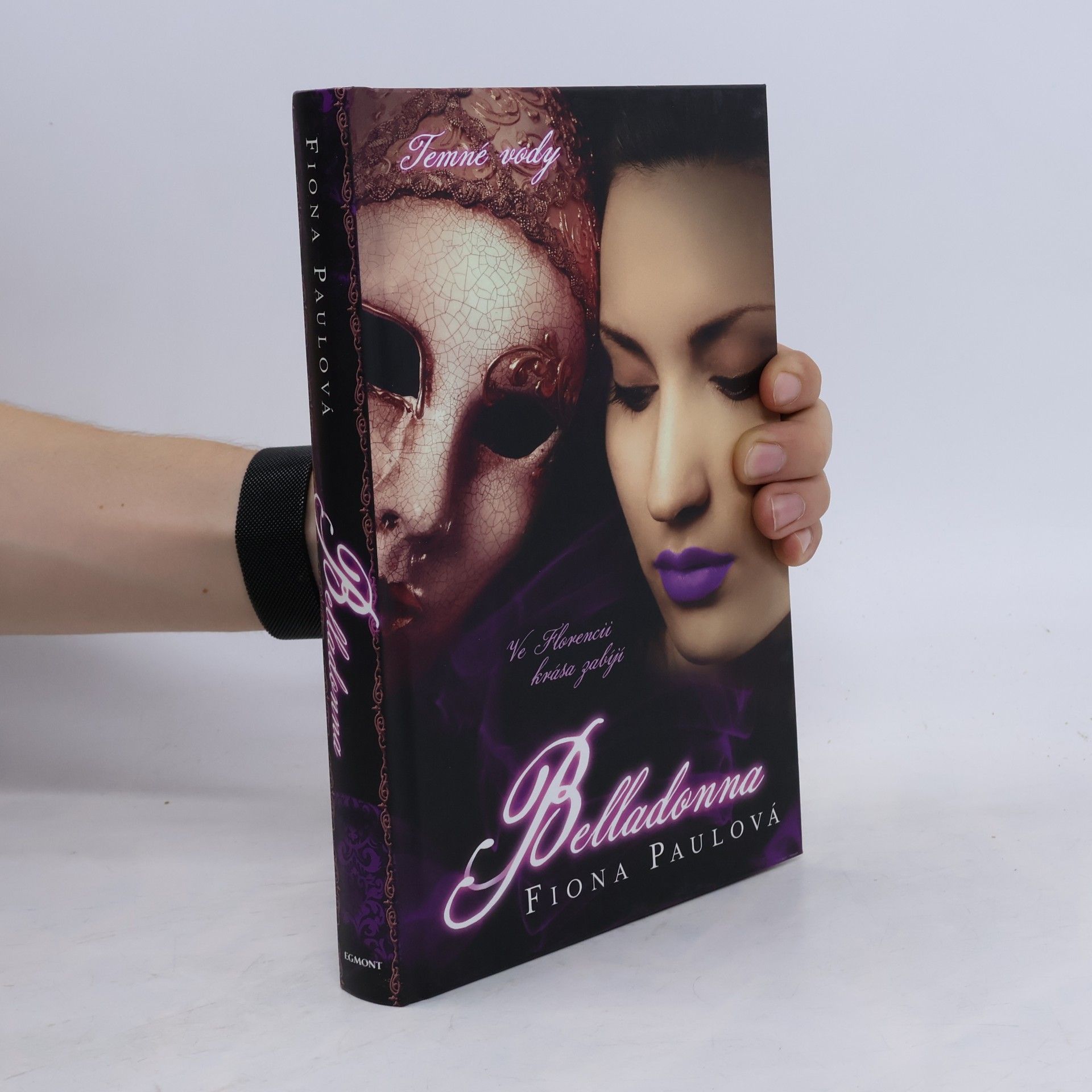 Fiona Paul Belladonna. Temné vody 2.