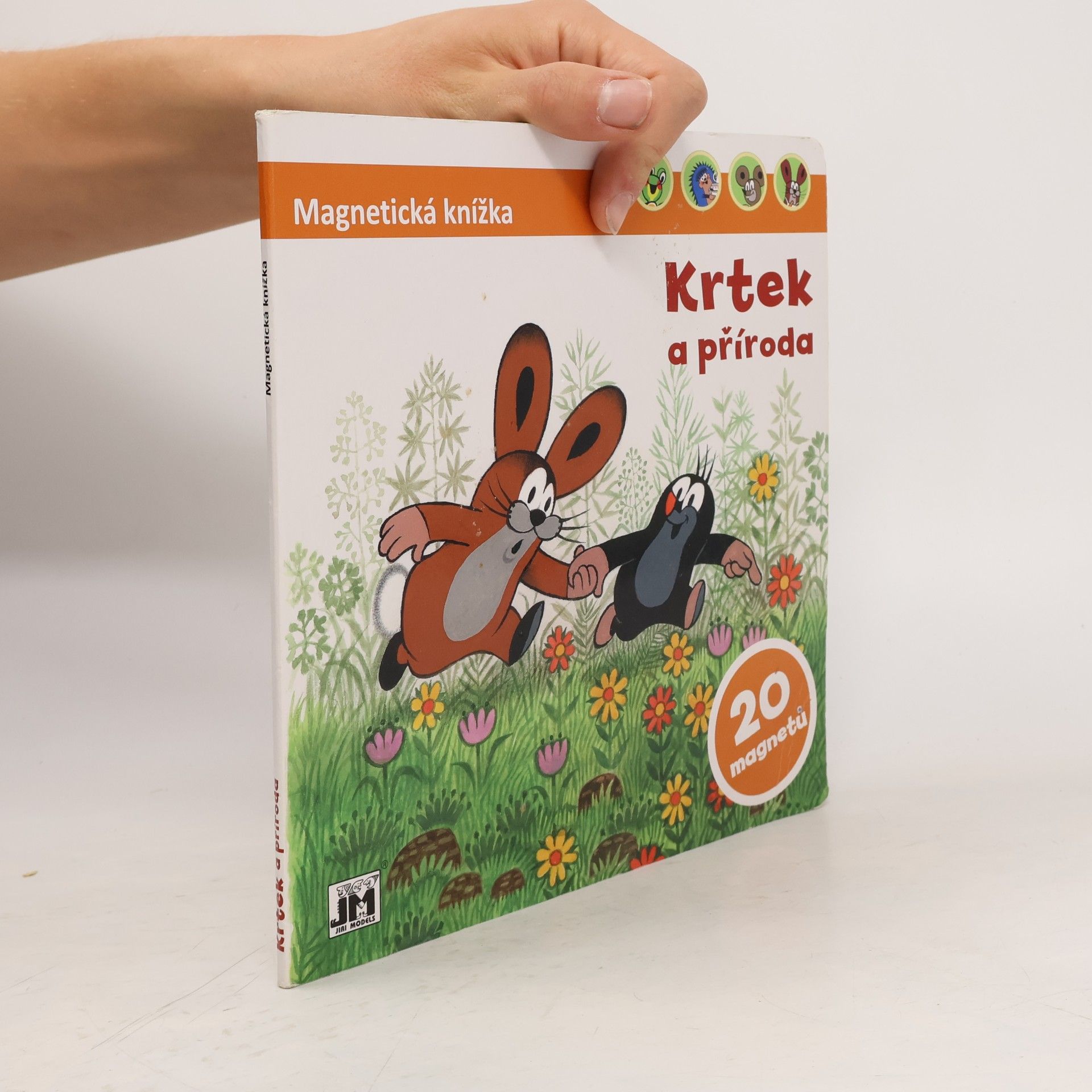 Zdeněk Miler Krtek a příroda. Magnetická knížka