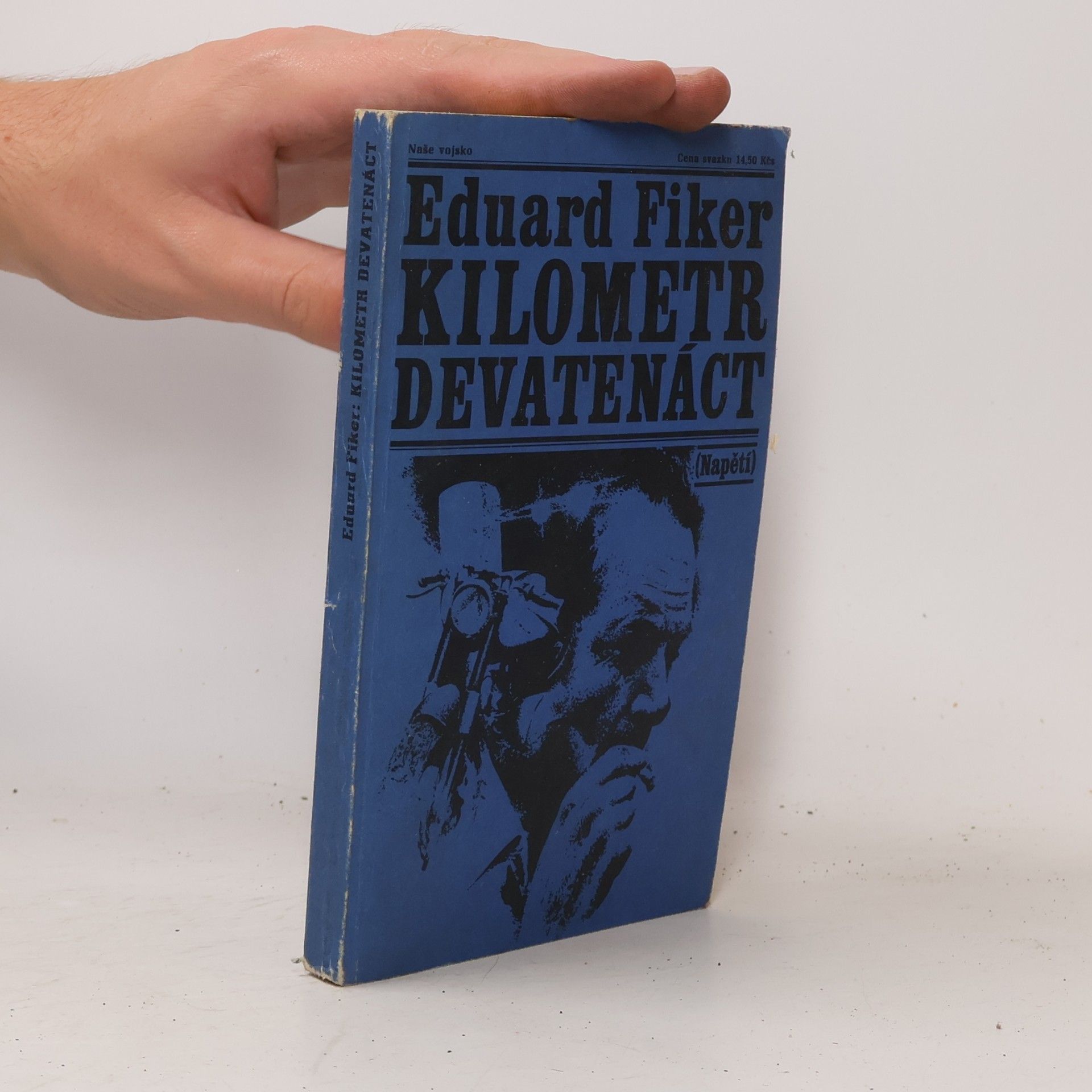 Eduard Fiker Kilometr devatenáct