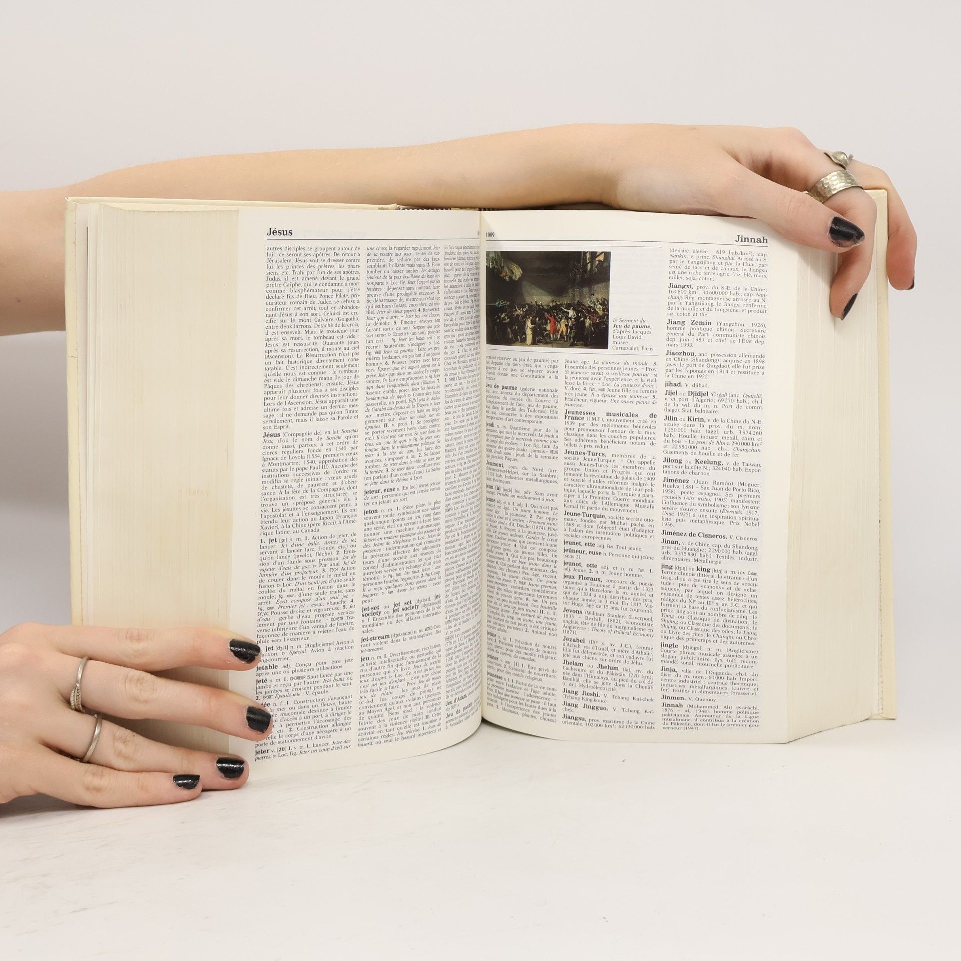 Dictionnaire Hachette Encyclopédique Illustré 1994