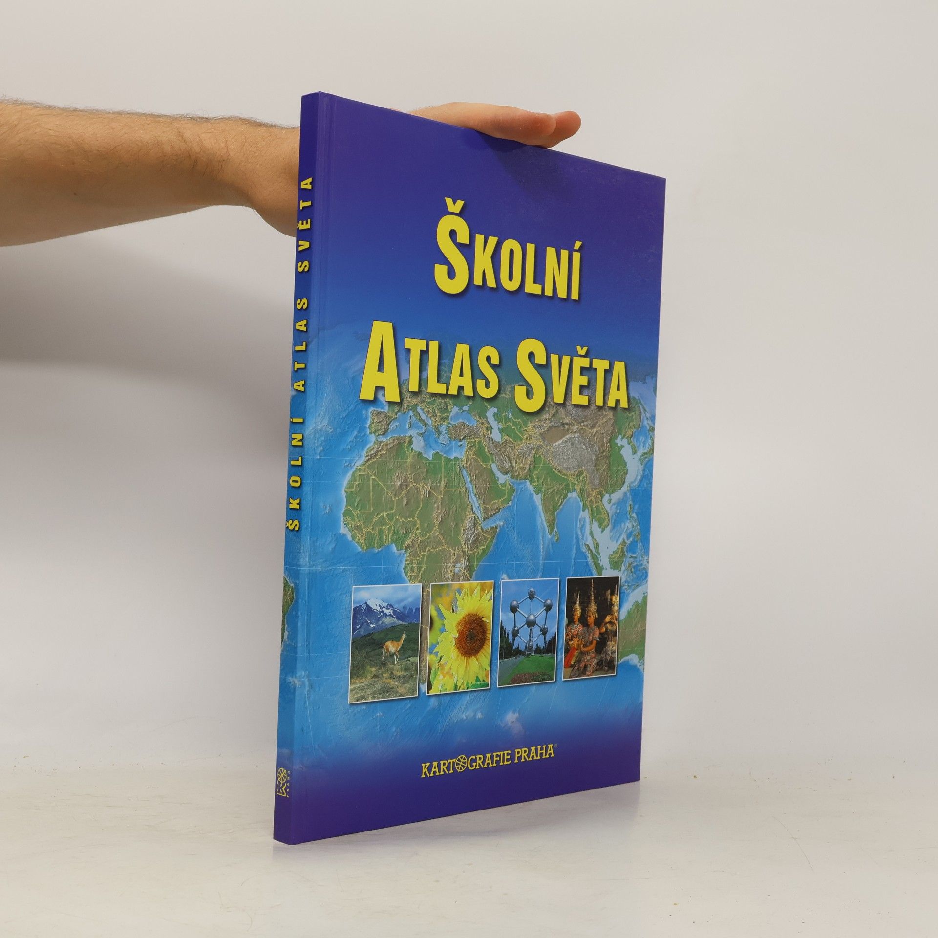 Kolektiv autorů Školní atlas světa