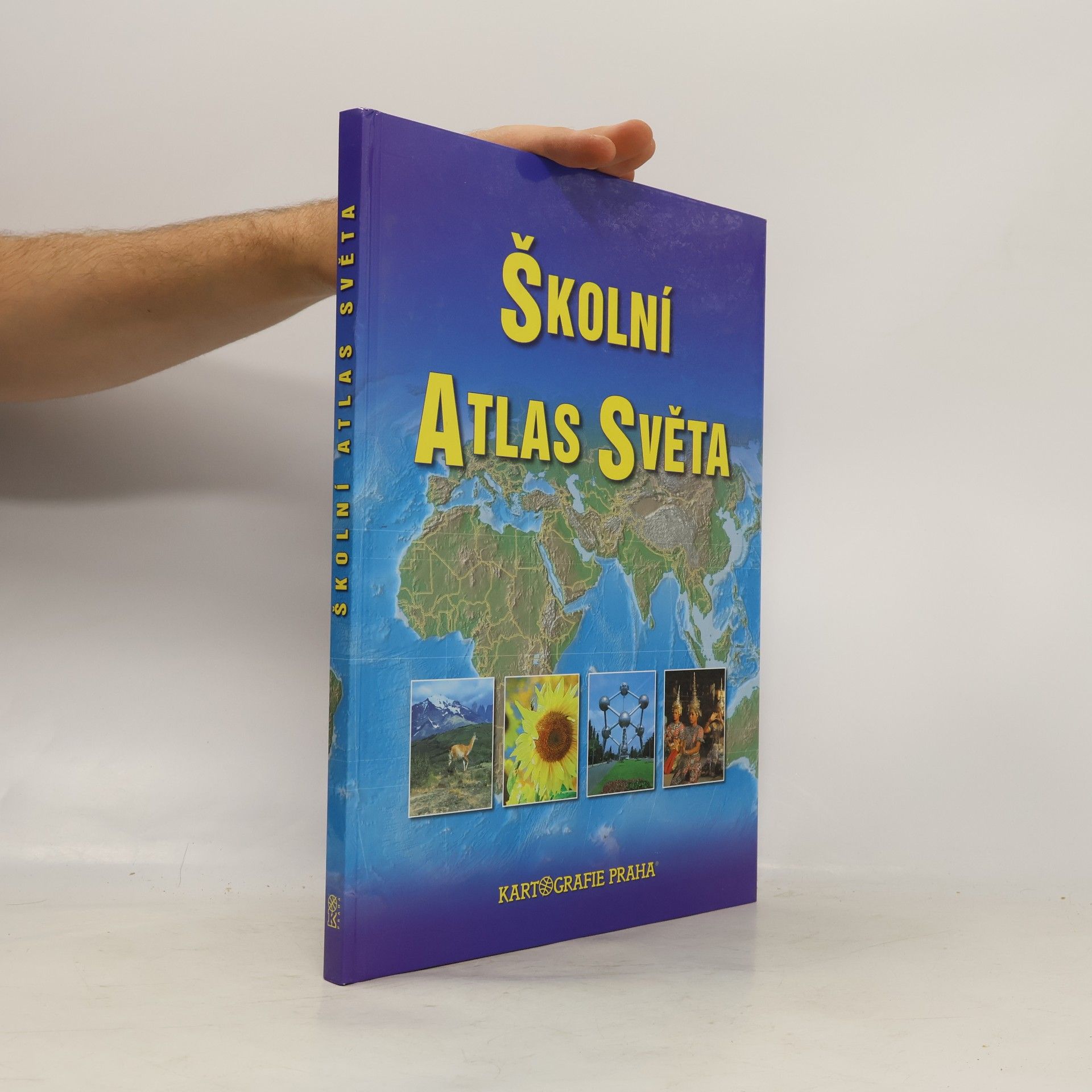 Various authors Školní atlas světa