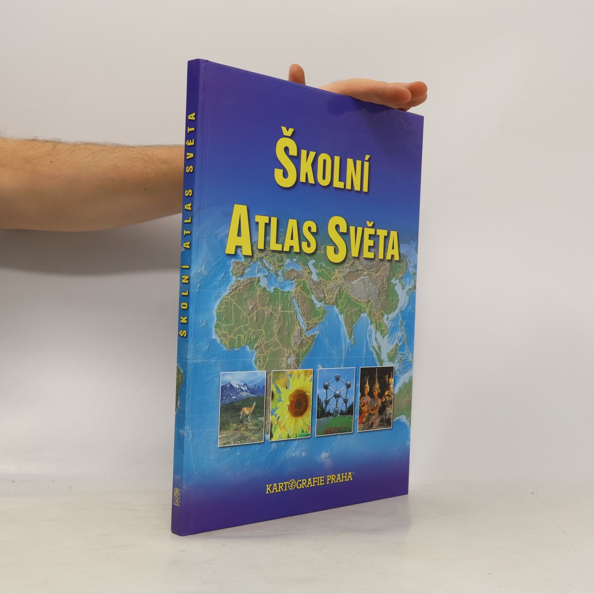 Kolektiv autorů Školní atlas světa