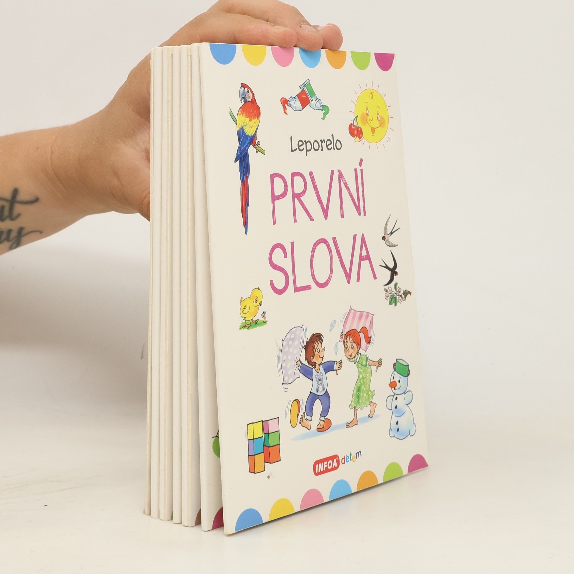 Infoa Velké leporelo - První slova