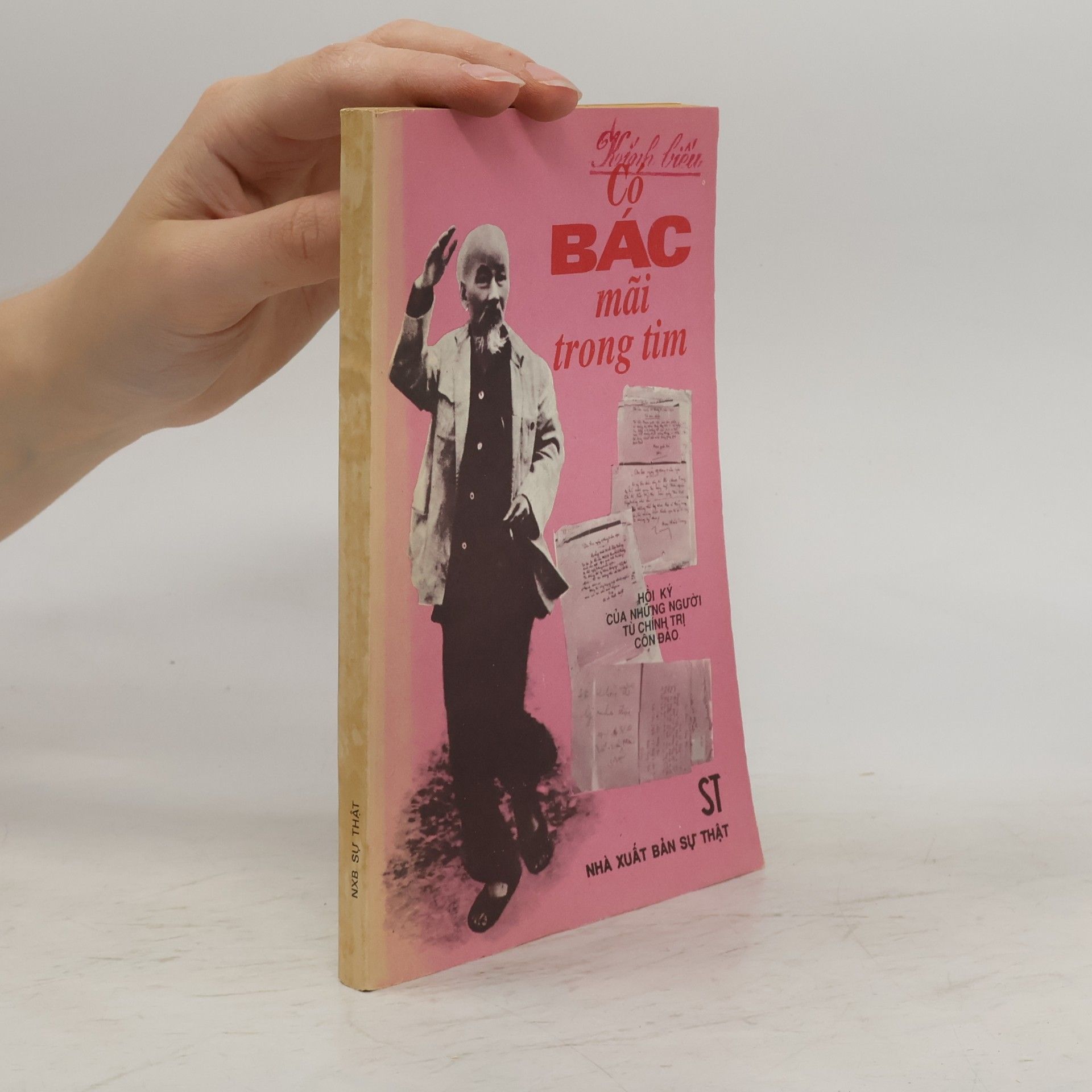 kolektiv Kịch bản Có Bác mãi trong tim