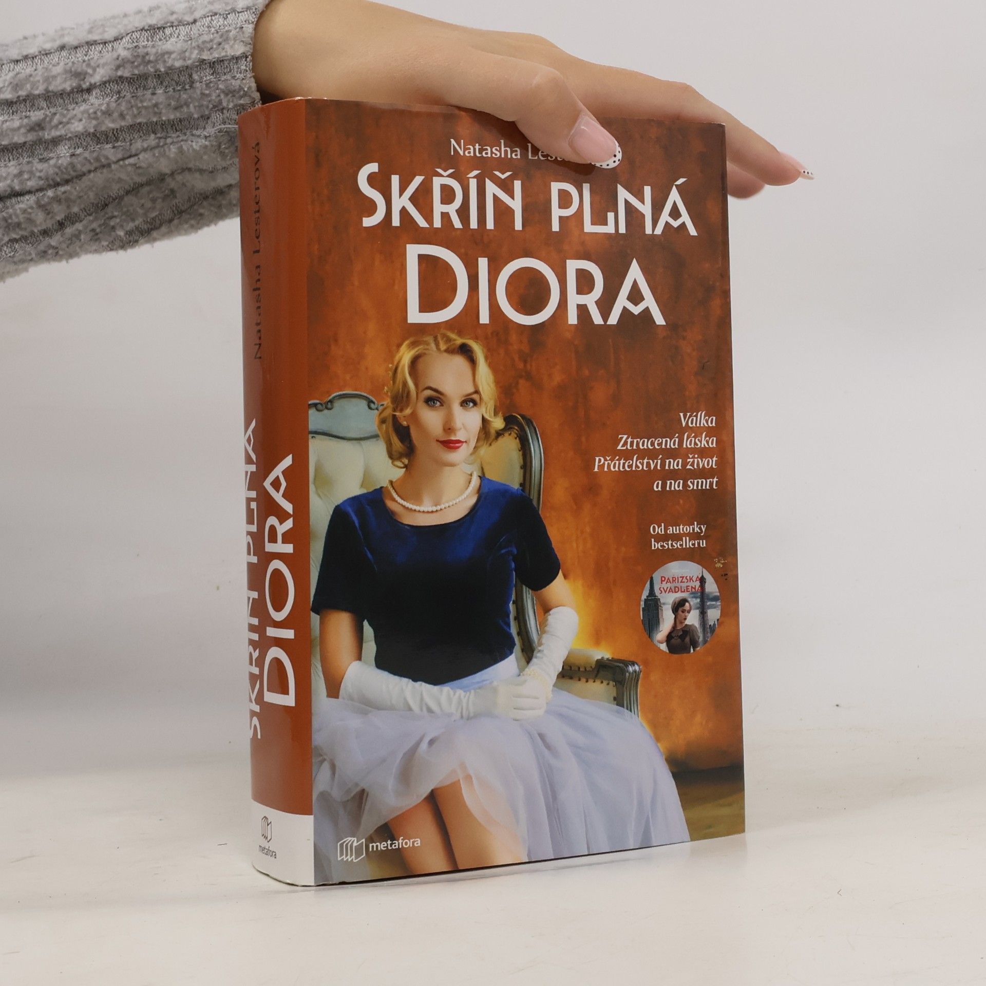 Natasha Lester Skříň plná Diora