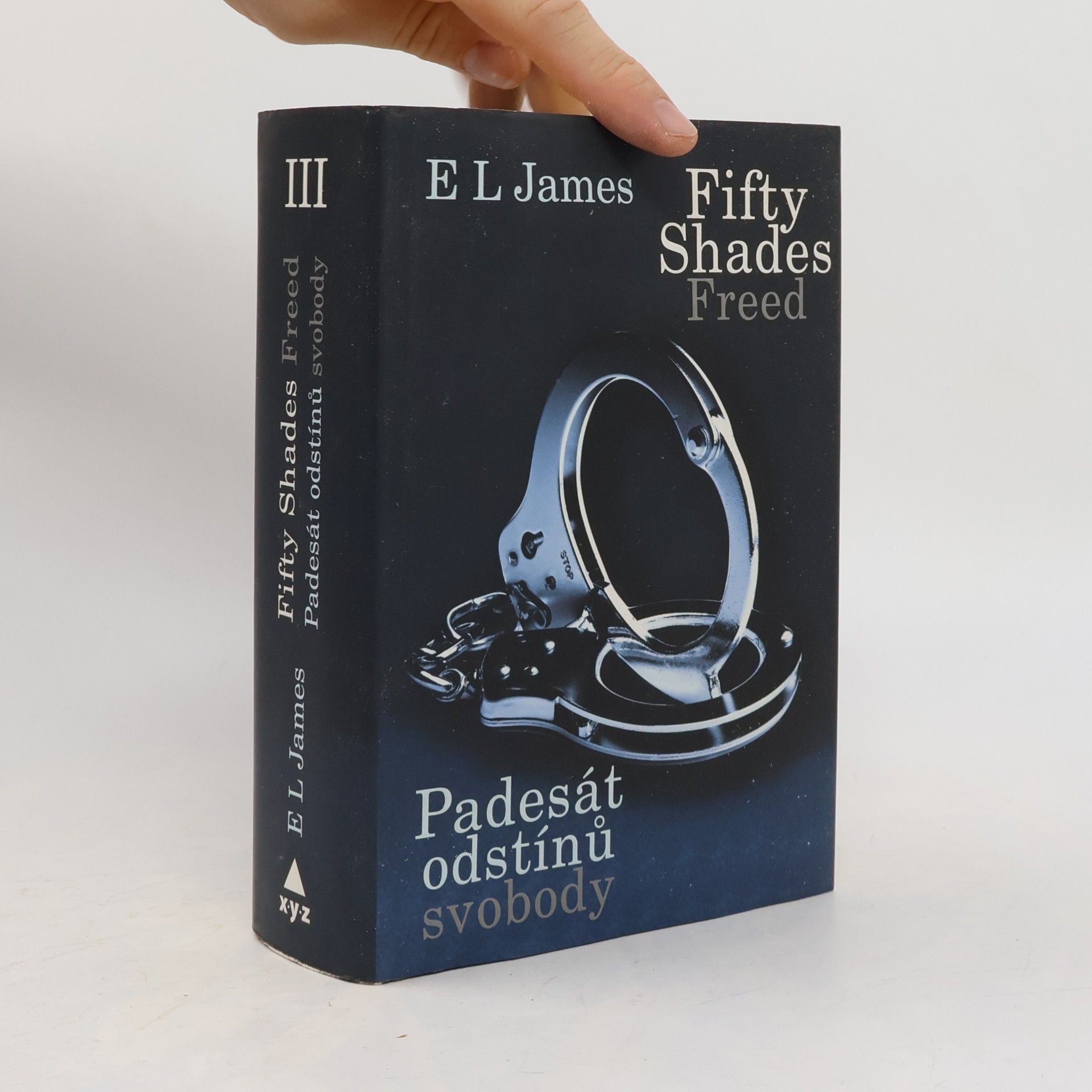 E. L. James Padesát odstínů svobody