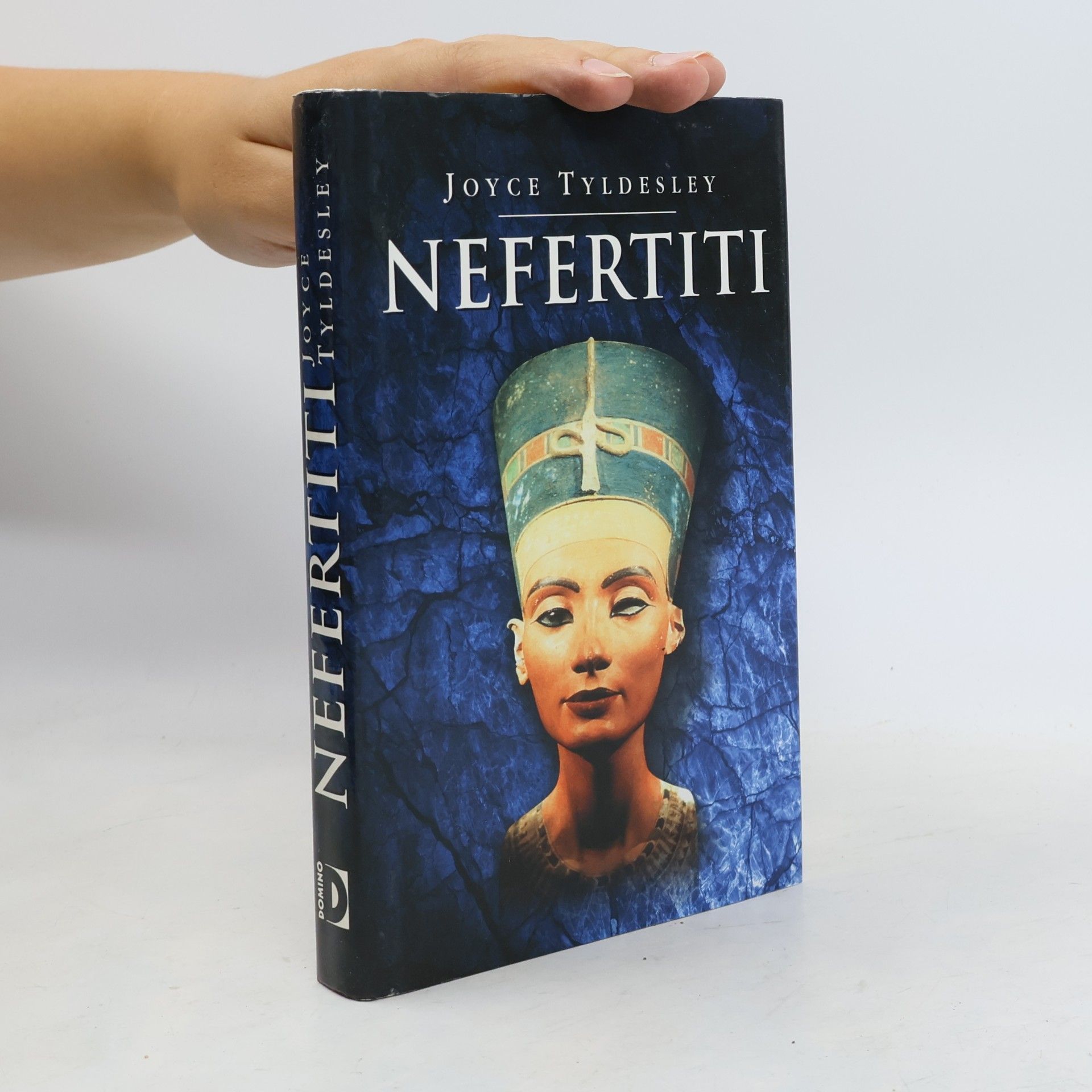 Joyce Tyldesley Nefertiti