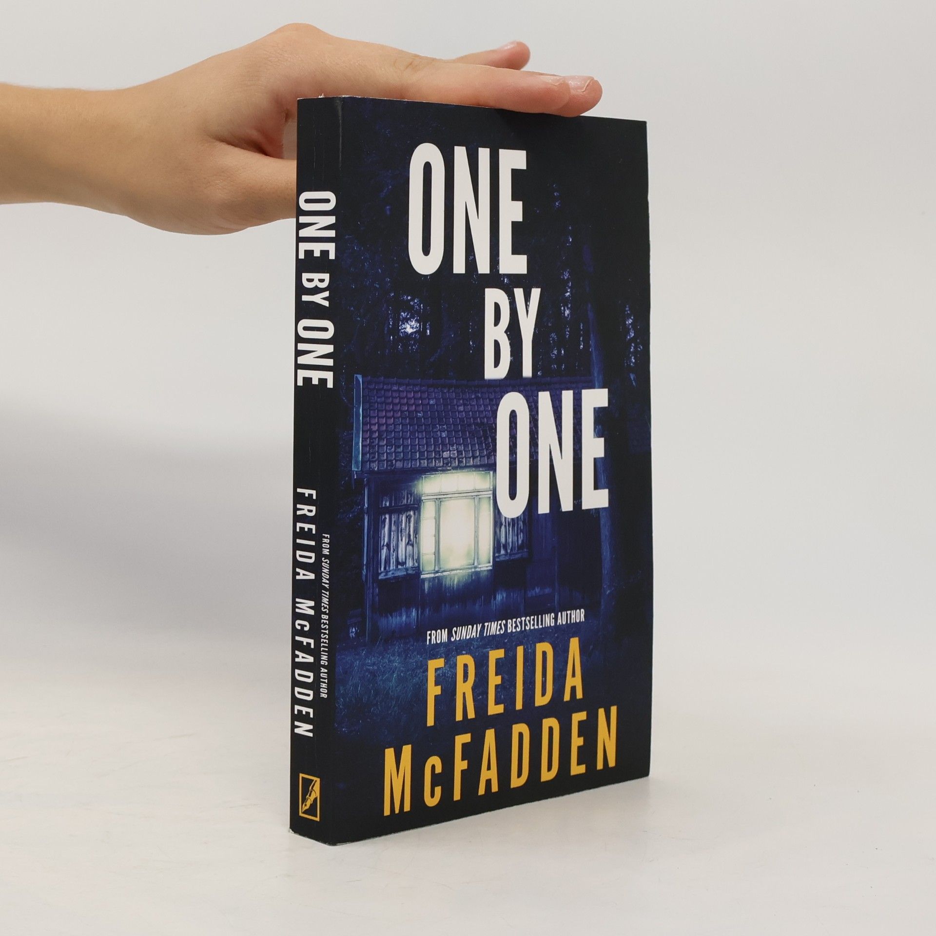 Freida McFadden One by one