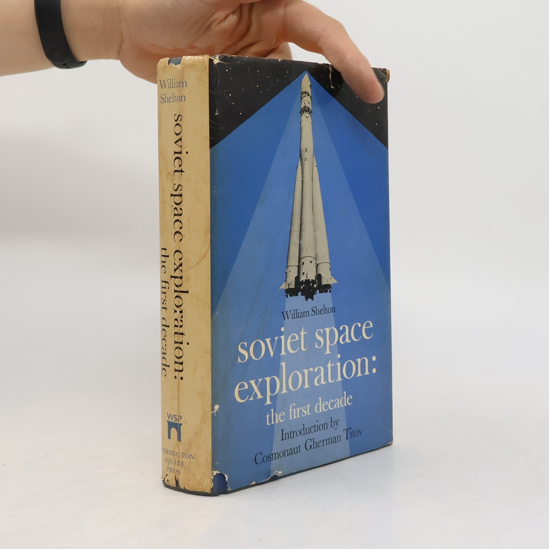 William Shelton Soviet Space Exploration