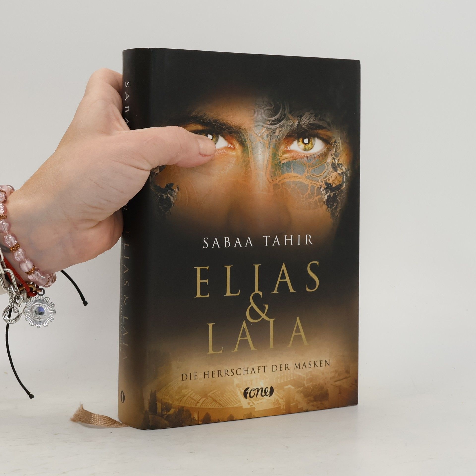 Sabaa Tahir Elias & Laia