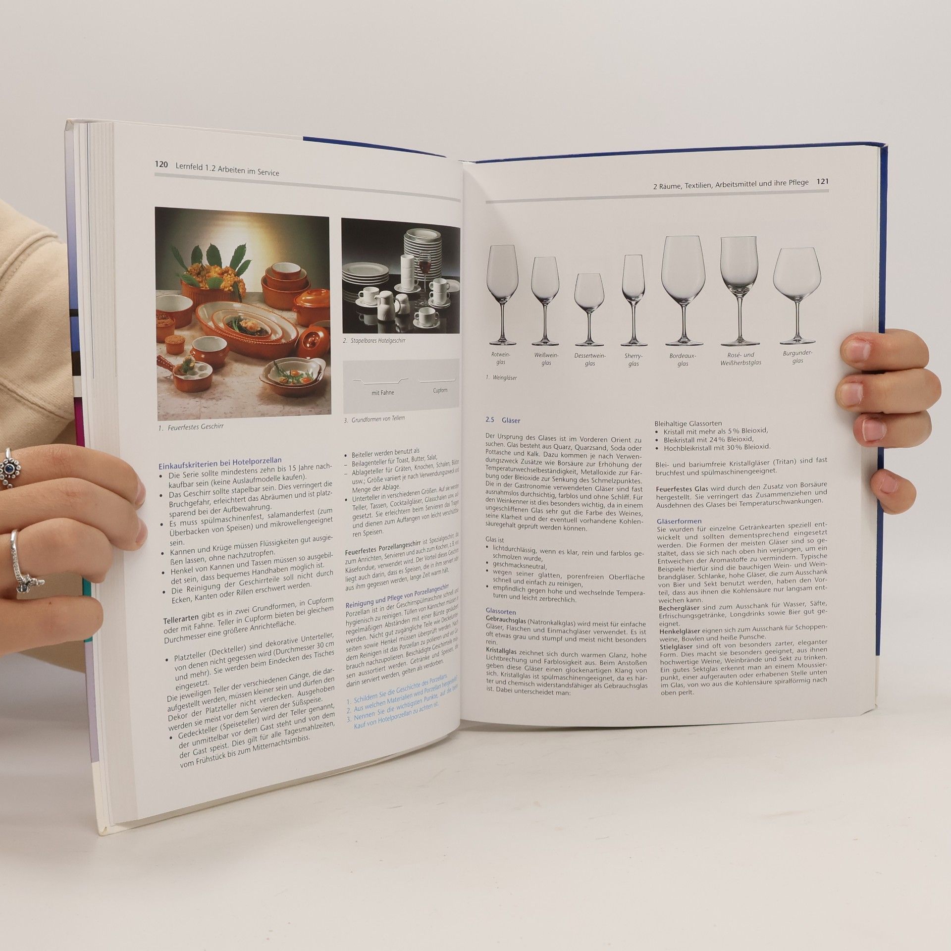 Werner Fürst Gastgewerbliche Berufe. 1.-2. Jahr Ausbildungsjahr: Schülerband. Hotelfachmann/-frau, Restaurantfachmann/-frau, Fachmann/-frau für Systemgastronomie, Fachkraft im Gastgewerbe