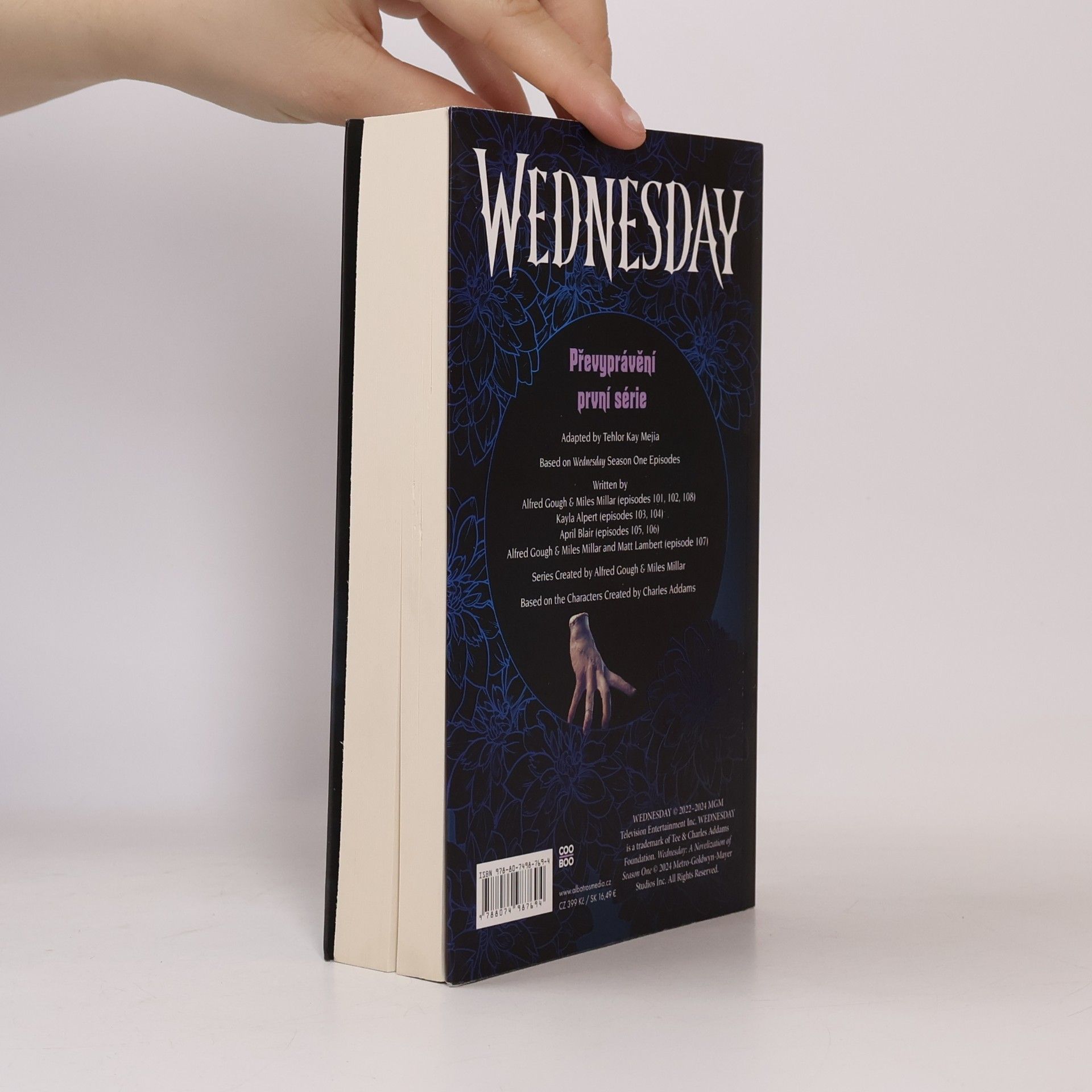 Tehlor Kay Mejia Wednesday: Převyprávění první série