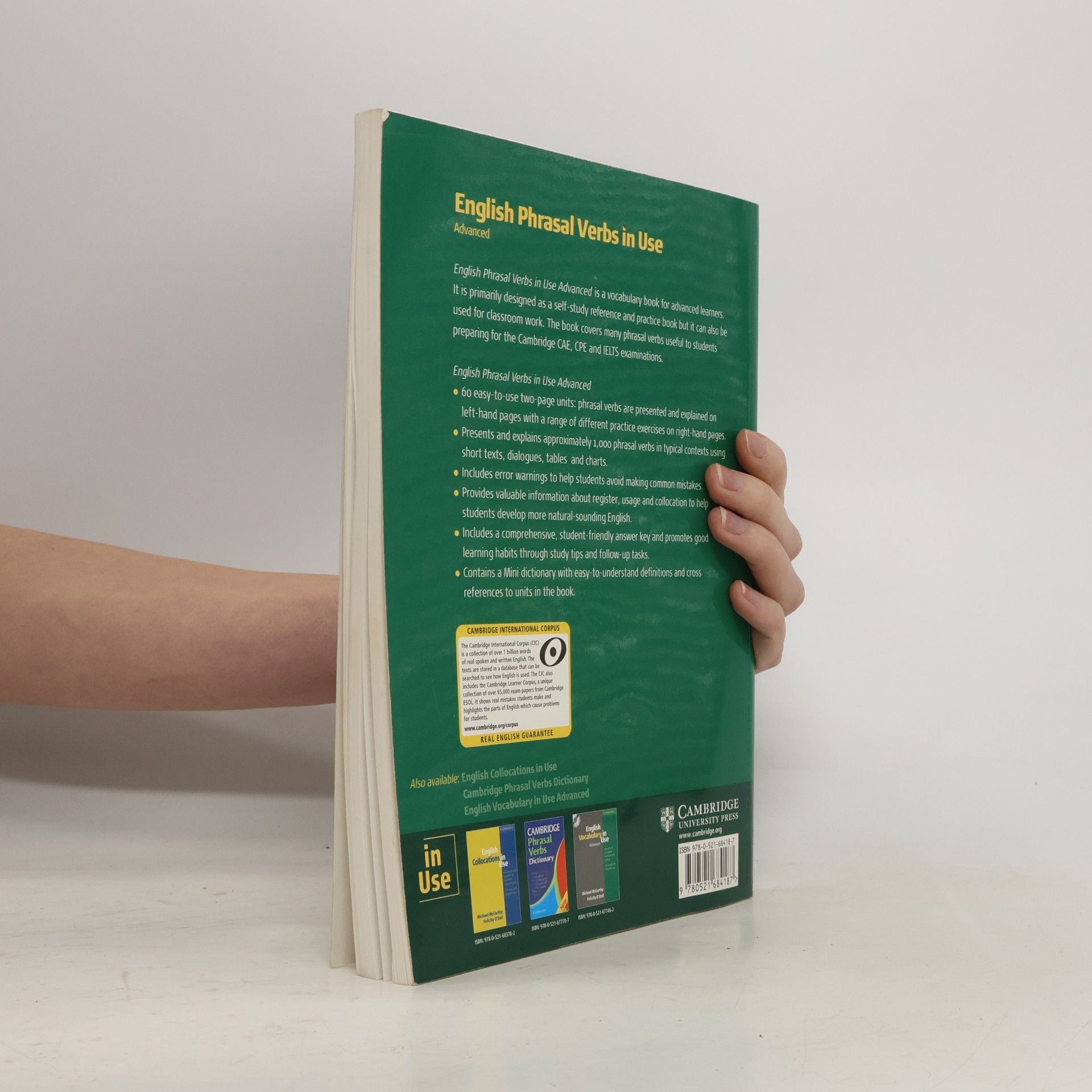 Michael Mc Carthy English phrasal verbs in use. 60 units of vocabulary reference and practice. Advanced