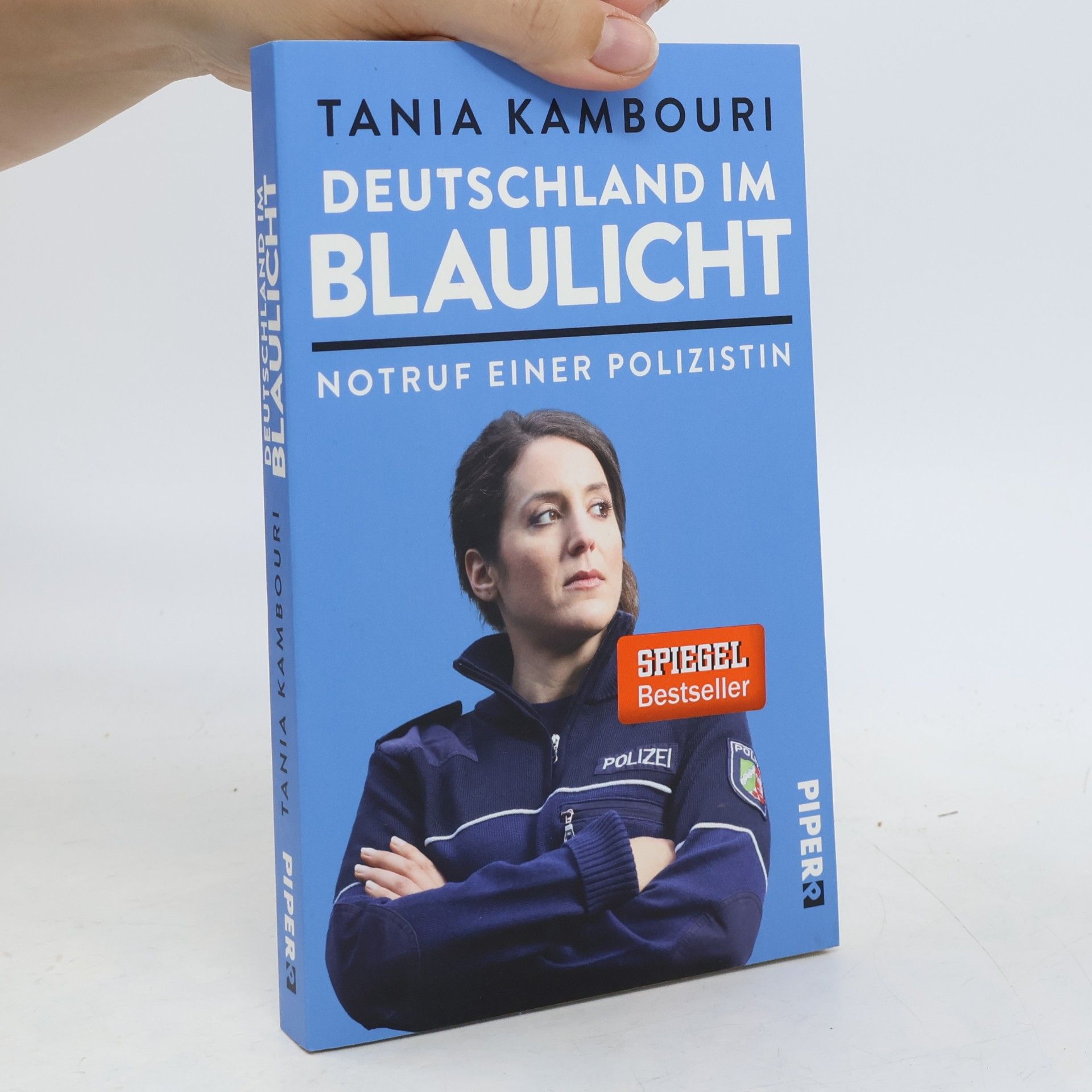 Tania Kambouri Deutschland im Blaulicht : Notruf einer Polizistin