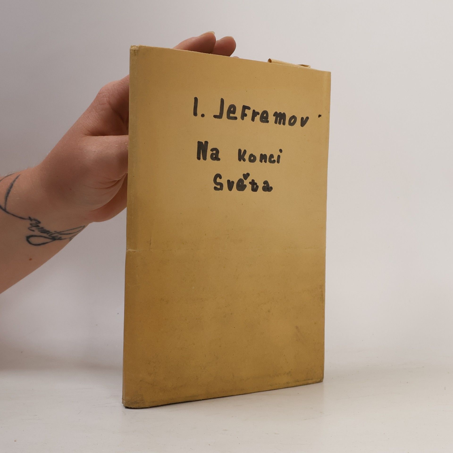 I. Jeframov Na konci světa