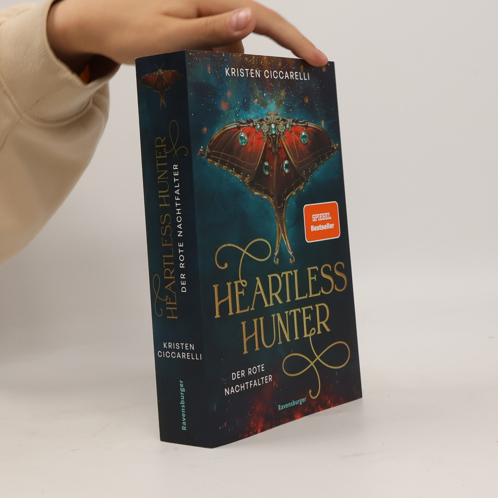 Kristen Ciccarelli Heartless Hunter. Der rote Nachtfalter, Band 1