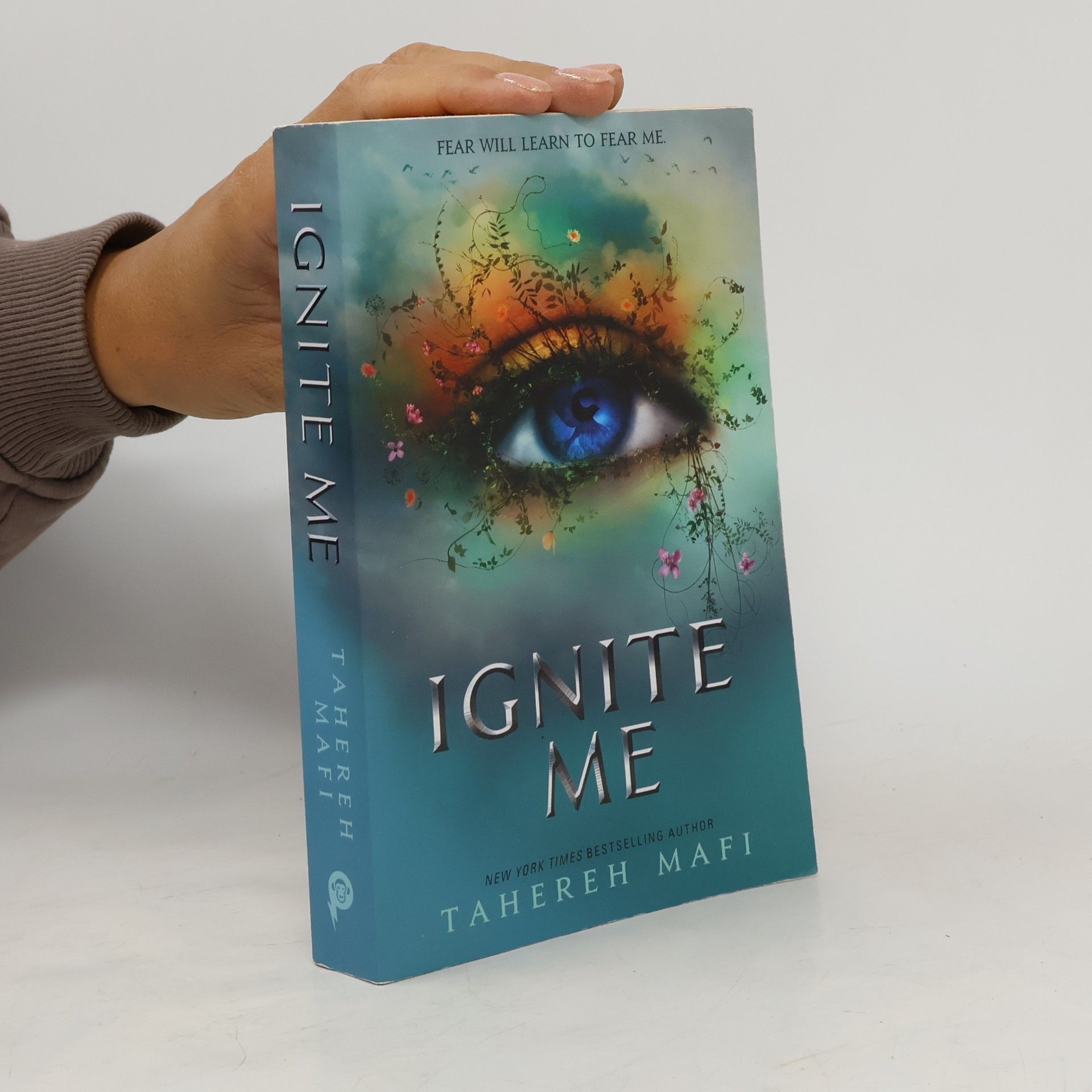 Тагере Мафі Ignite Me