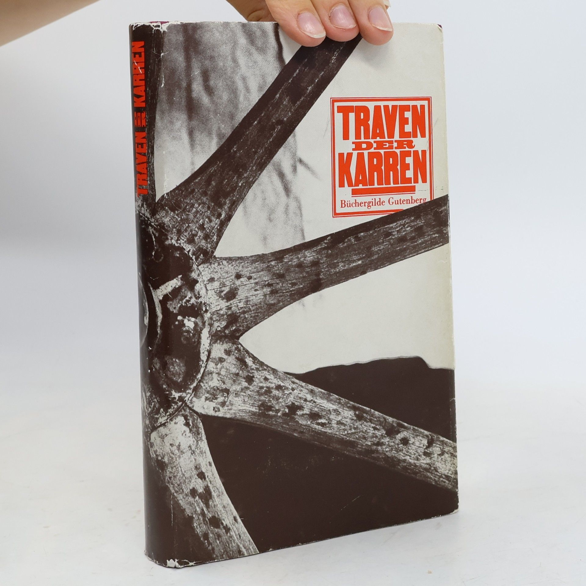 kolektiv Traven der Karren
