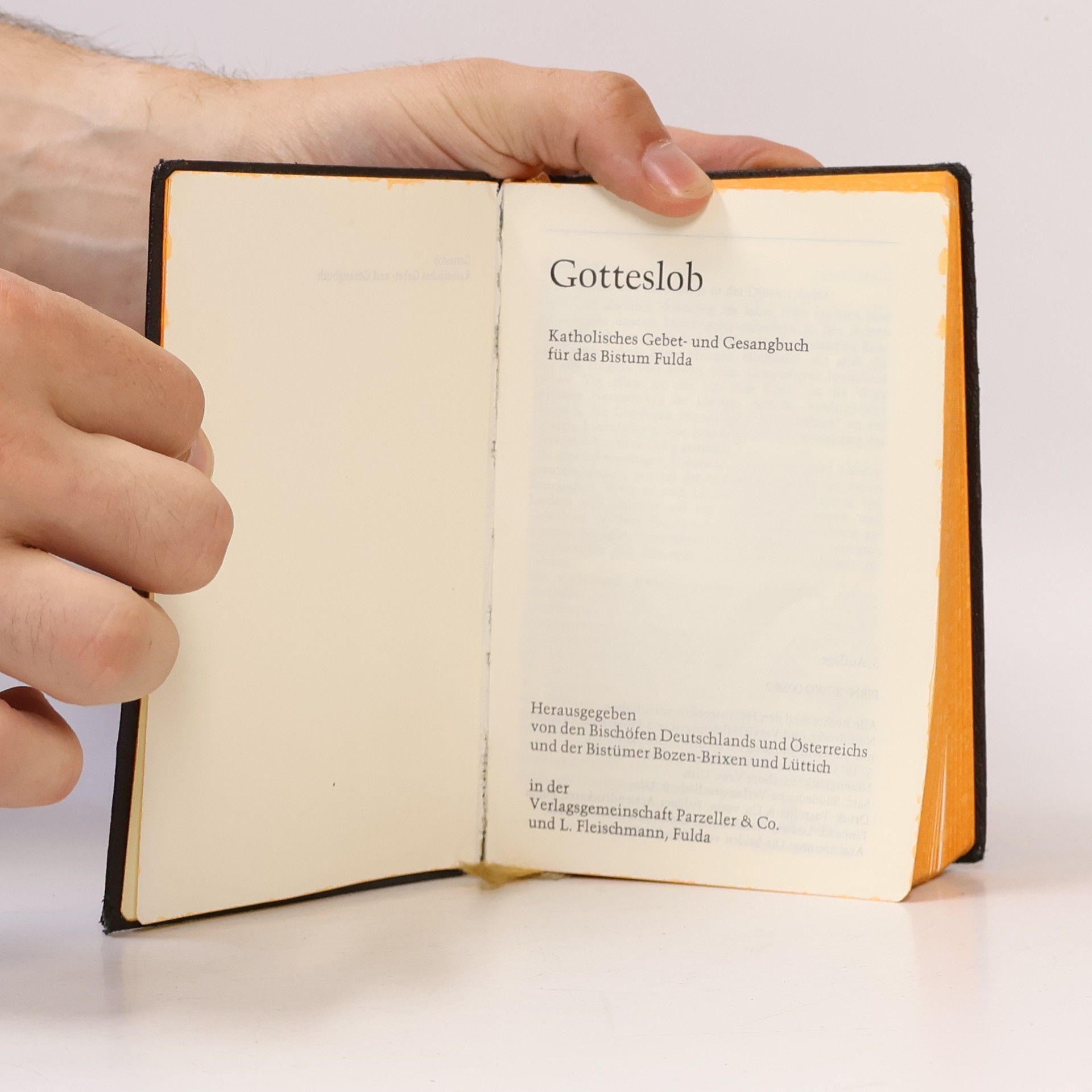 kolektiv Gotteslob. Katholisches Gebet-und Gesangbuch für das Bistum Fulda