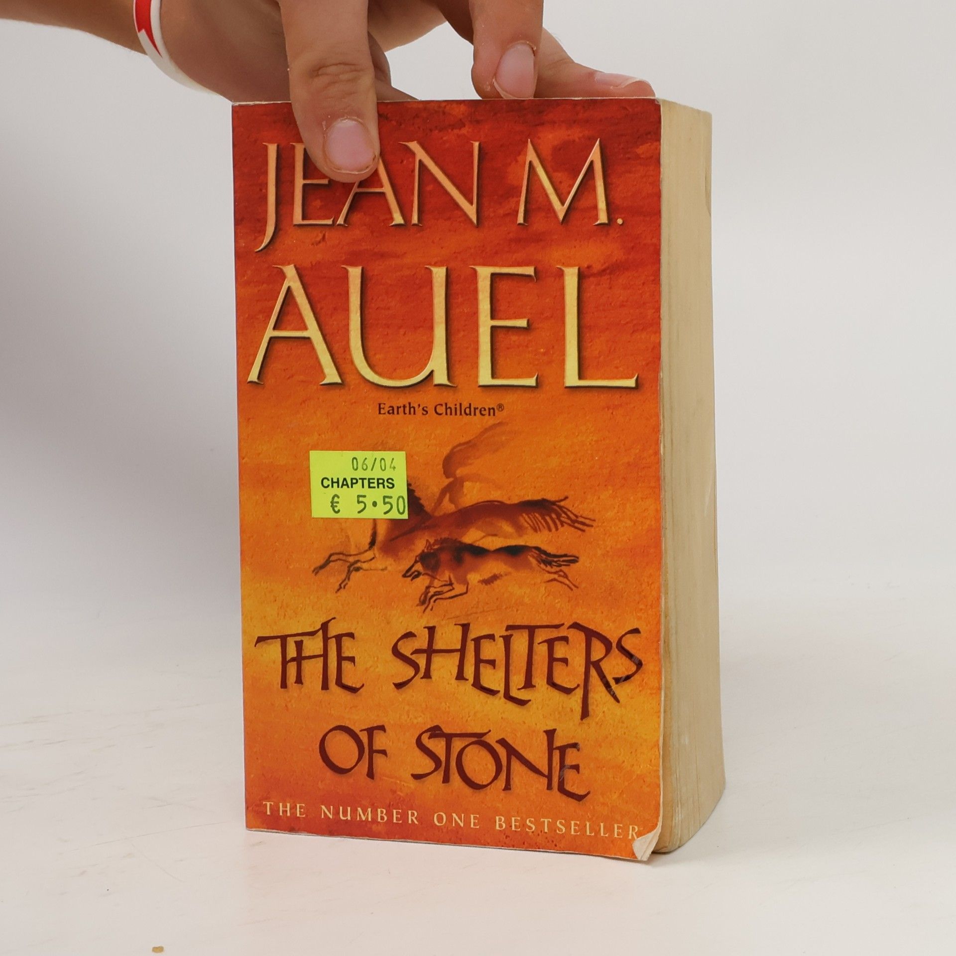 Jean M. Auelová The Shelters of Stone