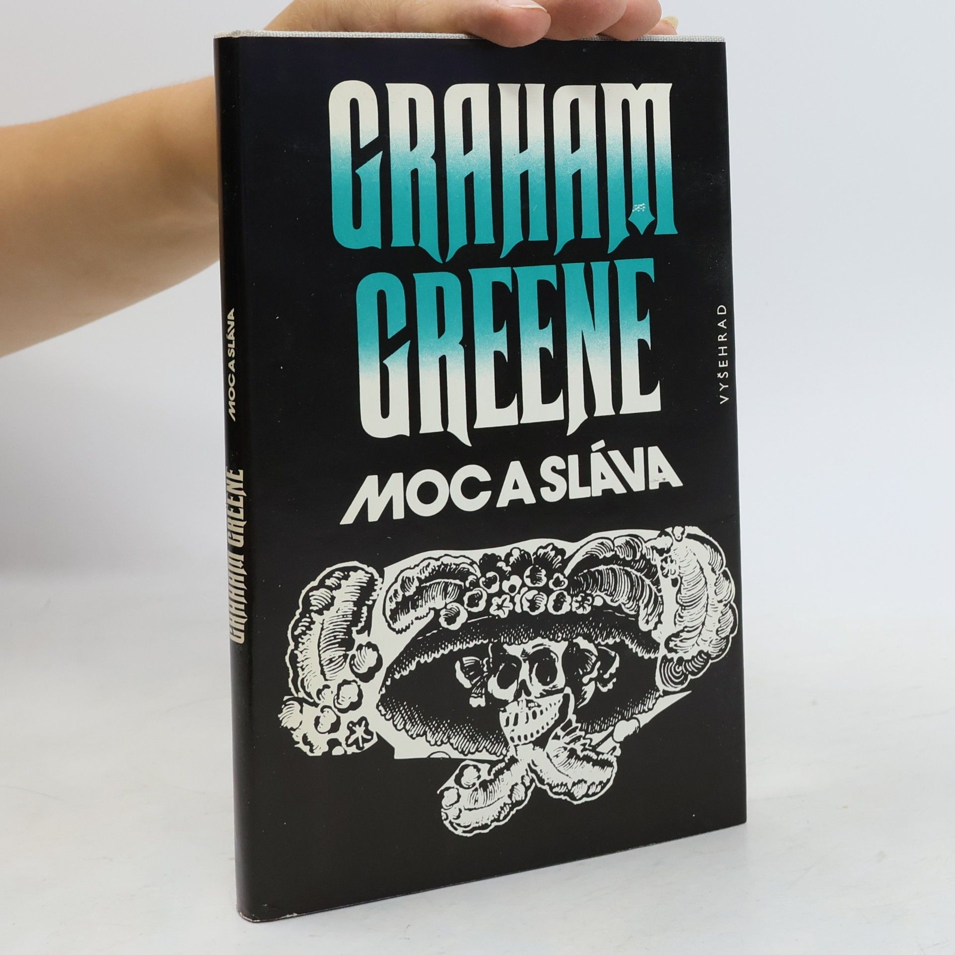 Graham Greene Moc a sláva
