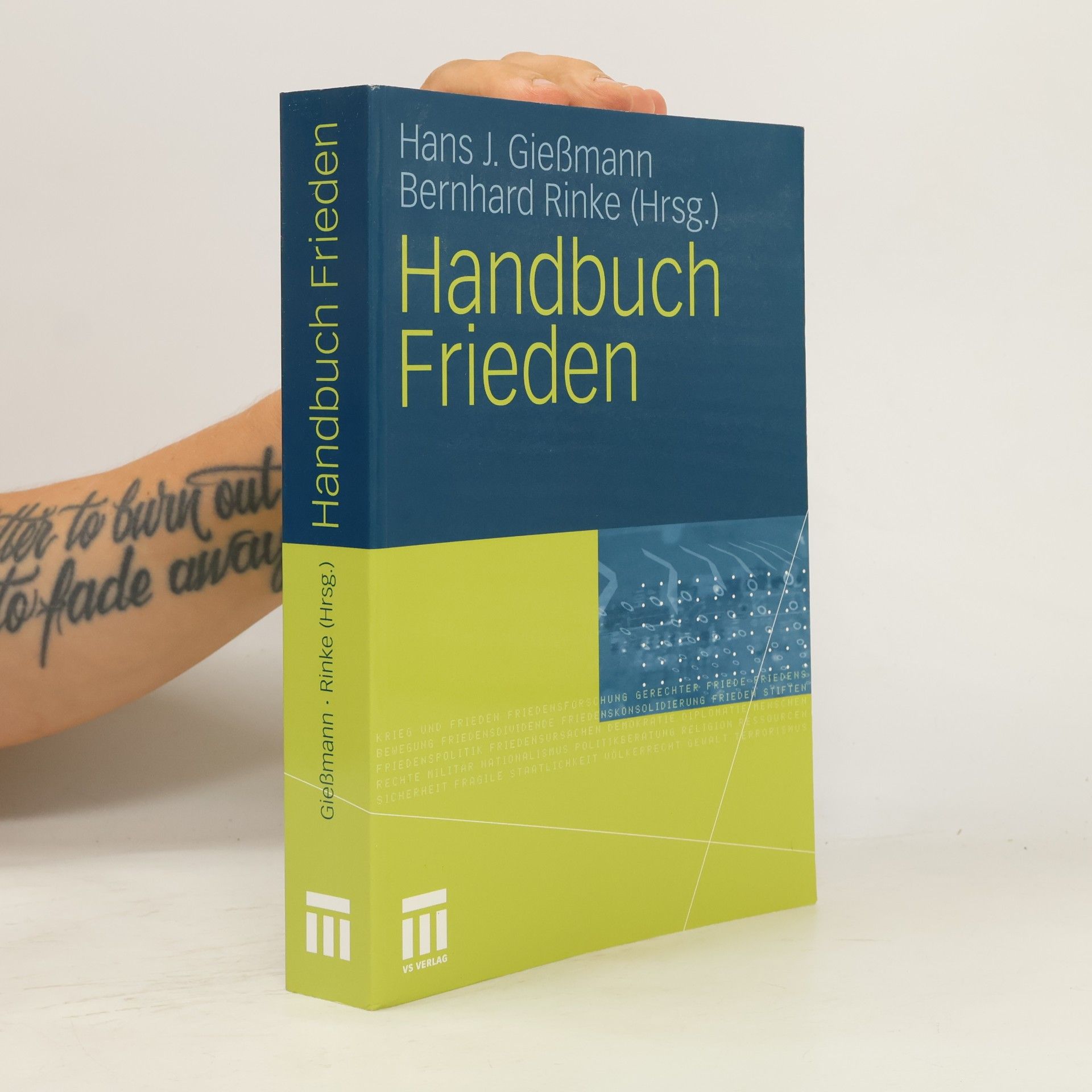 Hans Joachim Gießmann Handbuch Frieden