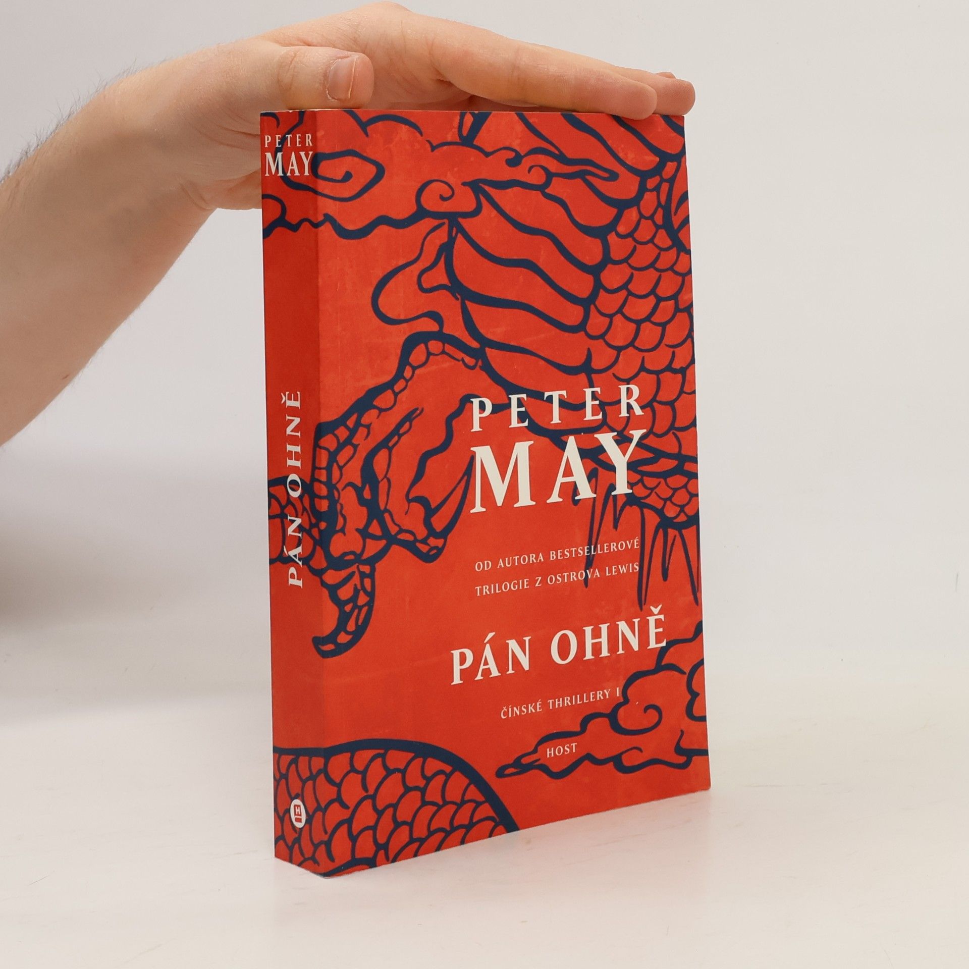 Peter May Pán ohně